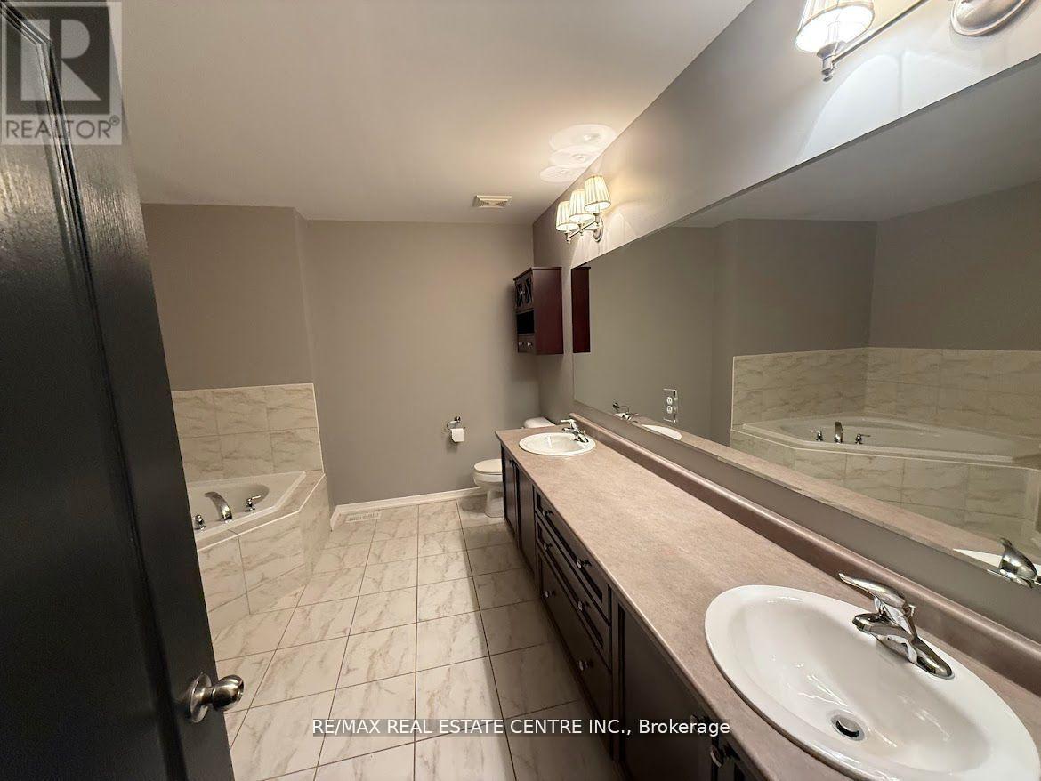 Unknown Address, ,     - Photo 16 - W12535138