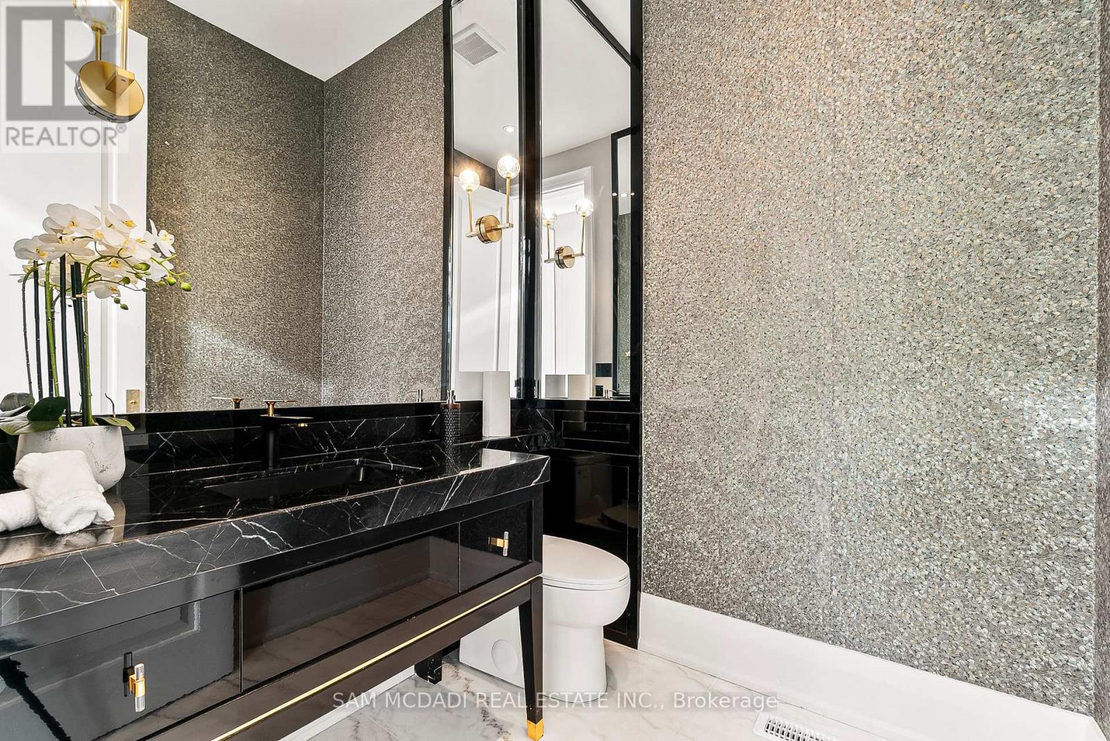 321 Morden Road, Oakville, Ontario  L6K 2S6 - Photo 19 - W12535220