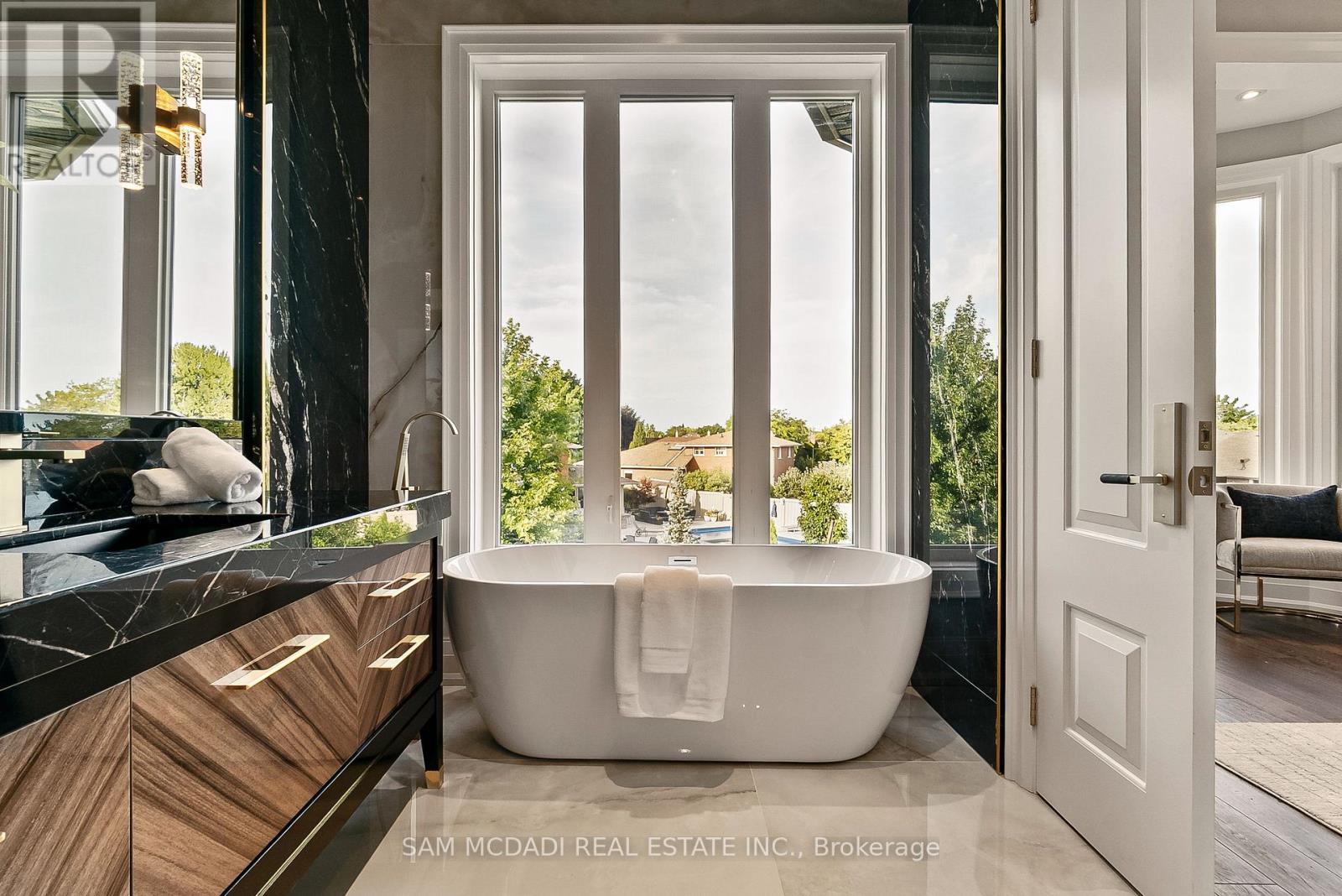 321 Morden Road, Oakville, Ontario  L6K 2S6 - Photo 26 - W12535220