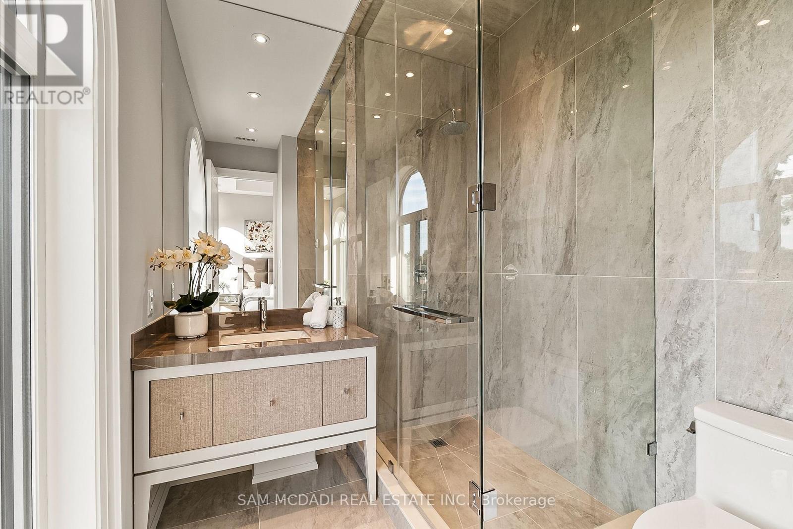 321 Morden Road, Oakville, Ontario  L6K 2S6 - Photo 30 - W12535220