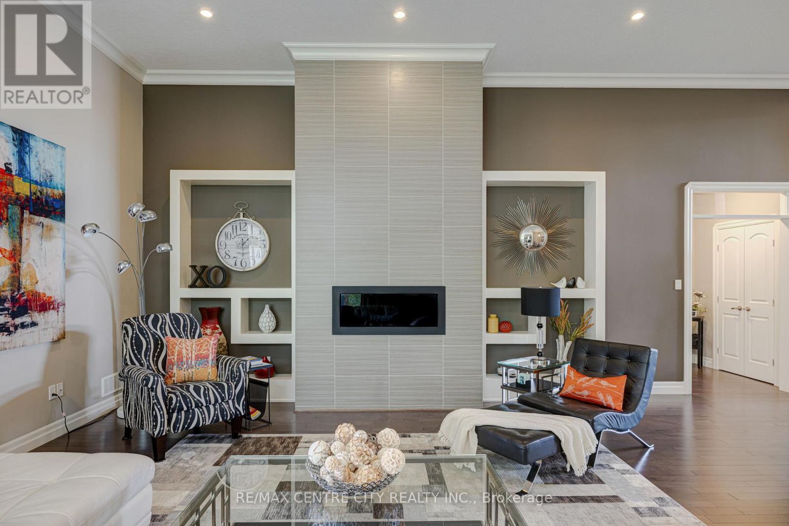 7 Drake Court, Strathroy-Caradoc, Ontario  N7G 0E1 - Photo 13 - X12535274