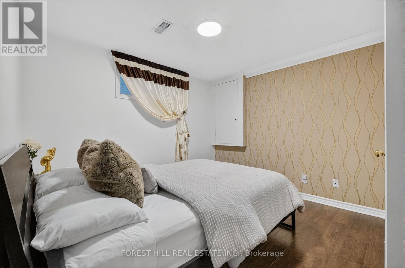 26 Elm Grove Avenue, Richmond Hill, Ontario  L4E 2T1 - Photo 37 - N12529852