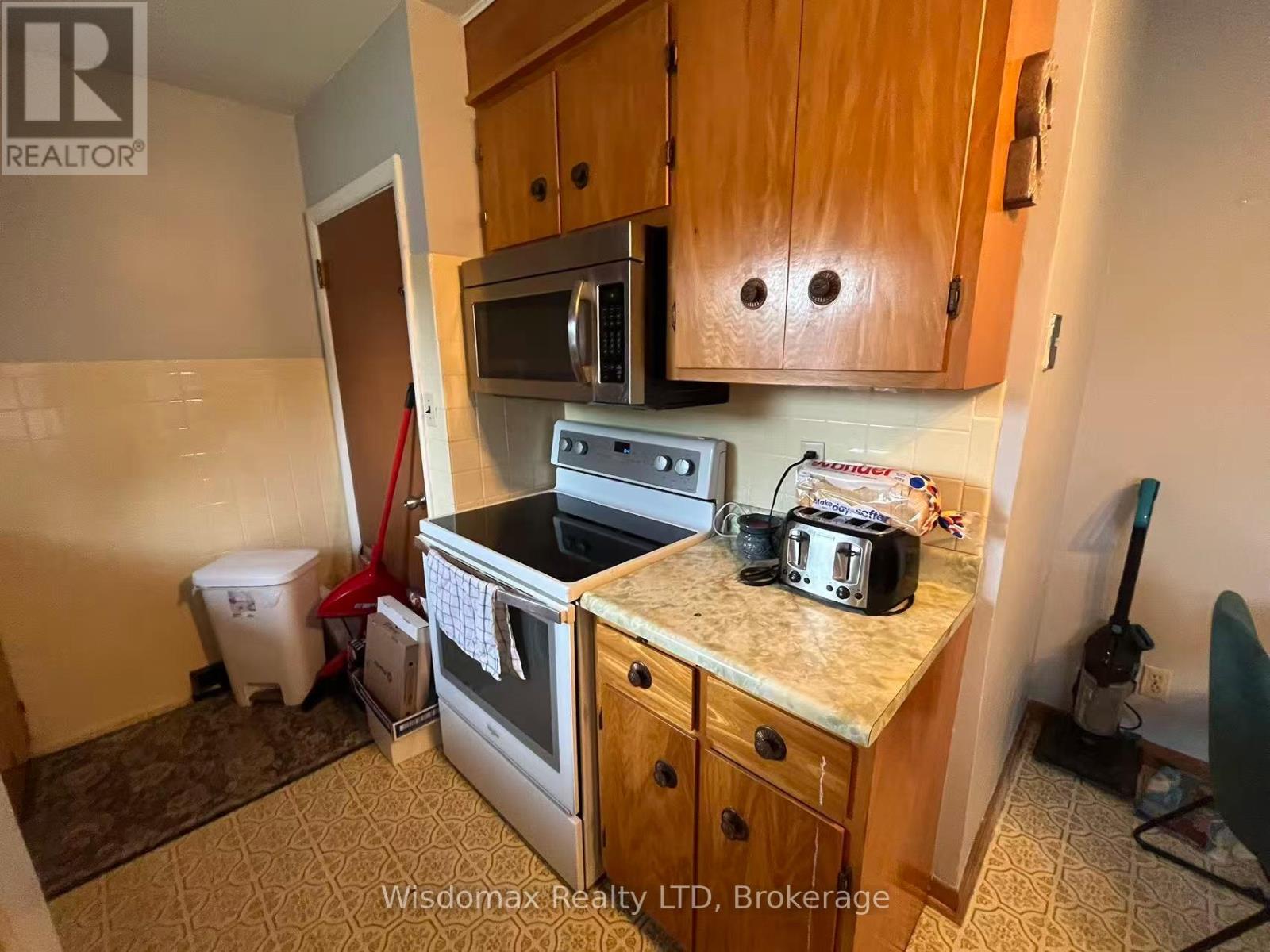 Mainfloor - 4607 Dorchester Road, Niagara Falls, Ontario  L2E 6N7 - Photo 12 - X12531202