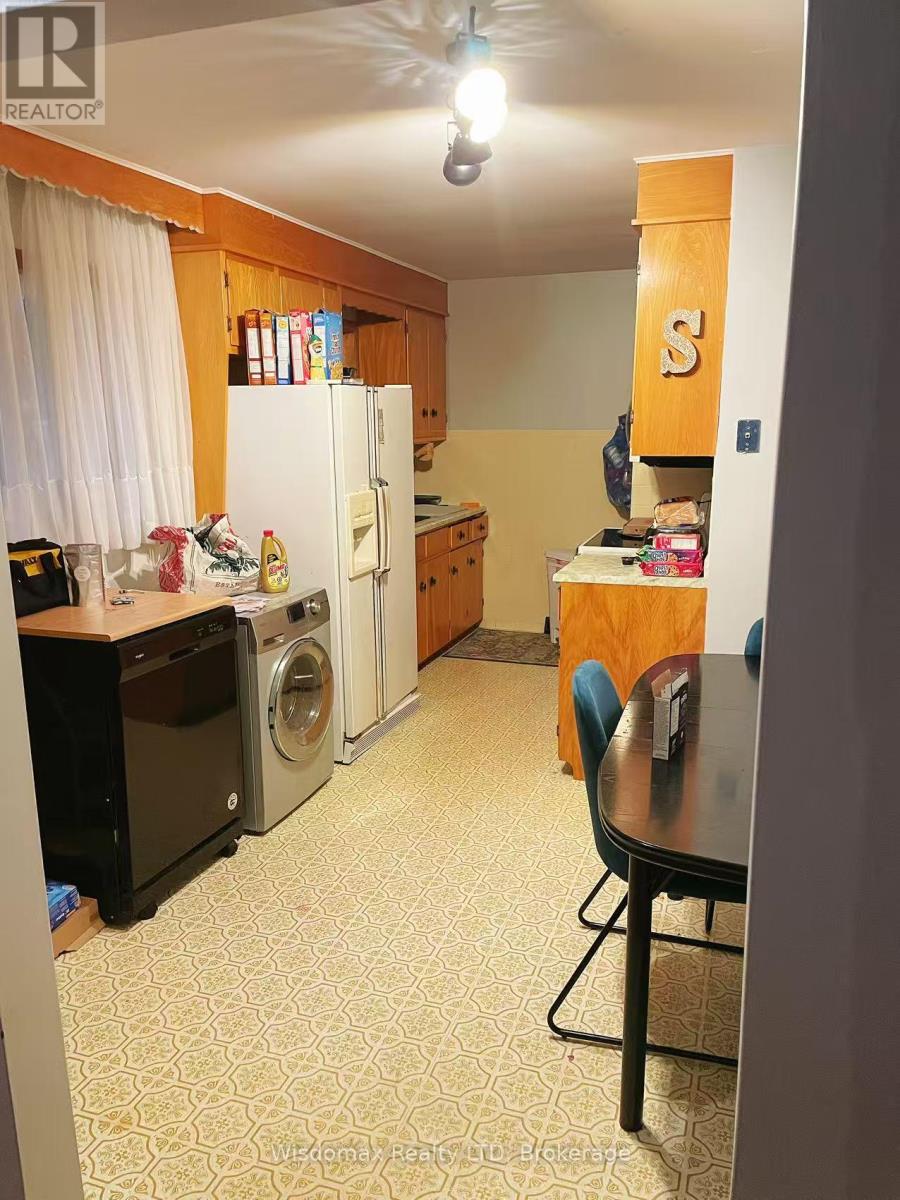 Mainfloor - 4607 Dorchester Road, Niagara Falls, Ontario  L2E 6N7 - Photo 11 - X12531202