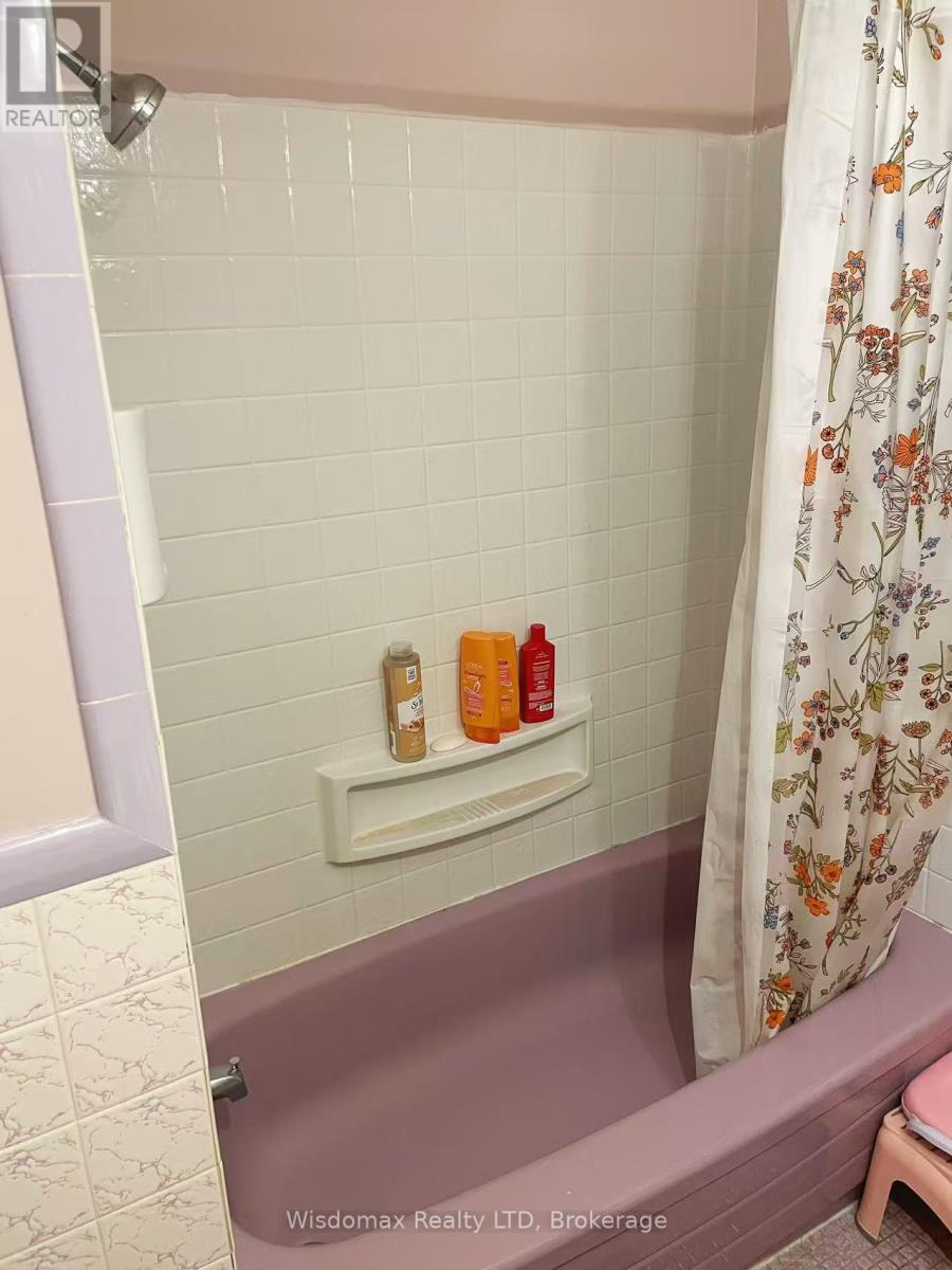 Mainfloor - 4607 Dorchester Road, Niagara Falls, Ontario  L2E 6N7 - Photo 9 - X12531202