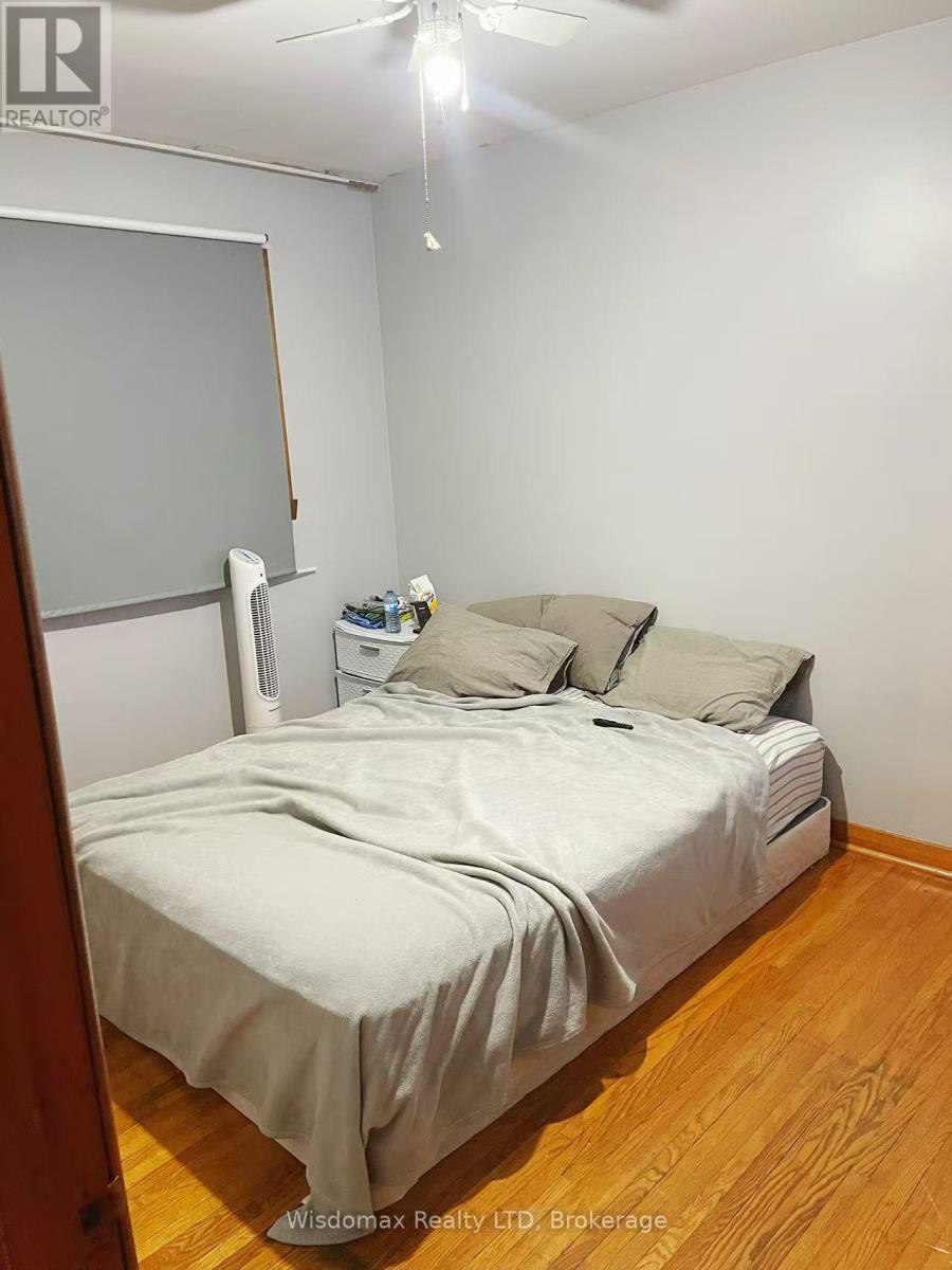 Mainfloor - 4607 Dorchester Road, Niagara Falls, Ontario  L2E 6N7 - Photo 4 - X12531202