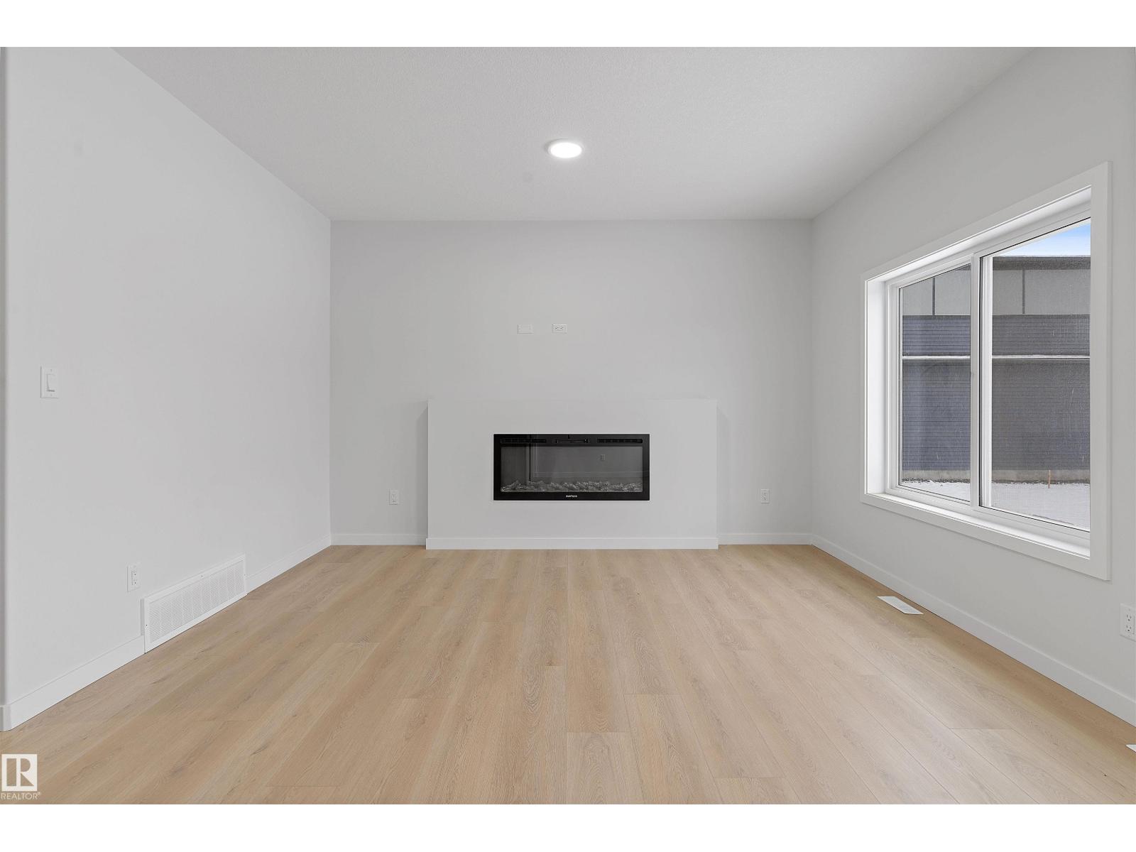 6385 King WD SW, Edmonton, Alberta