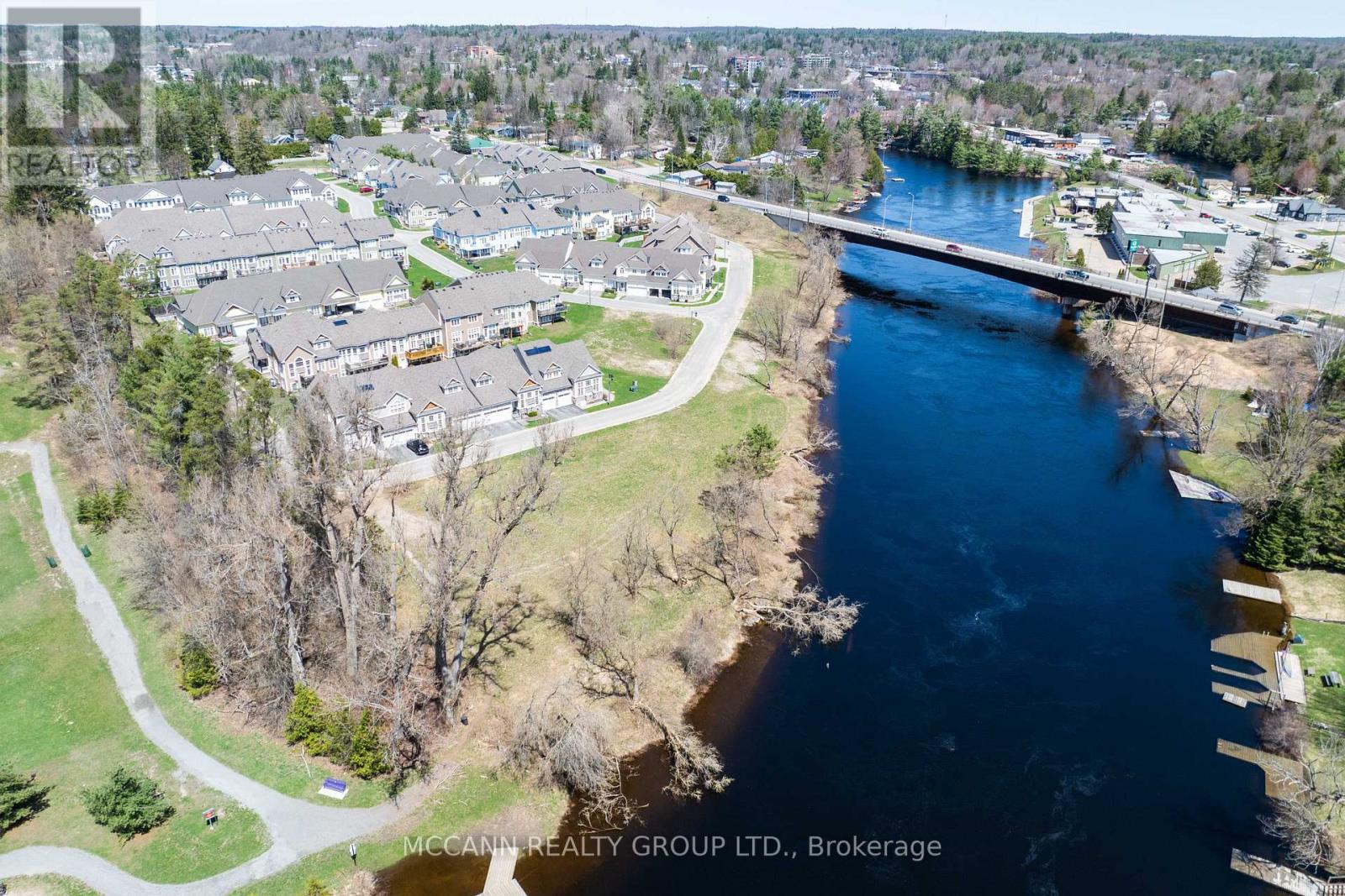 30&32&34 Kent Crescent, Bracebridge, Ontario  P1L 0B7 - Photo 3 - X12535216