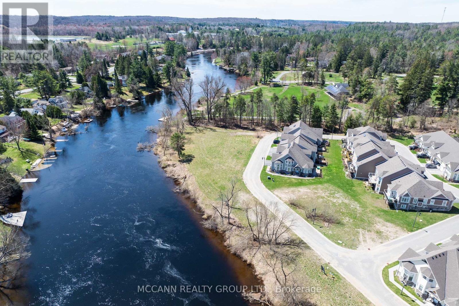 30&32&34 Kent Crescent, Bracebridge, Ontario  P1L 0B7 - Photo 5 - X12535216