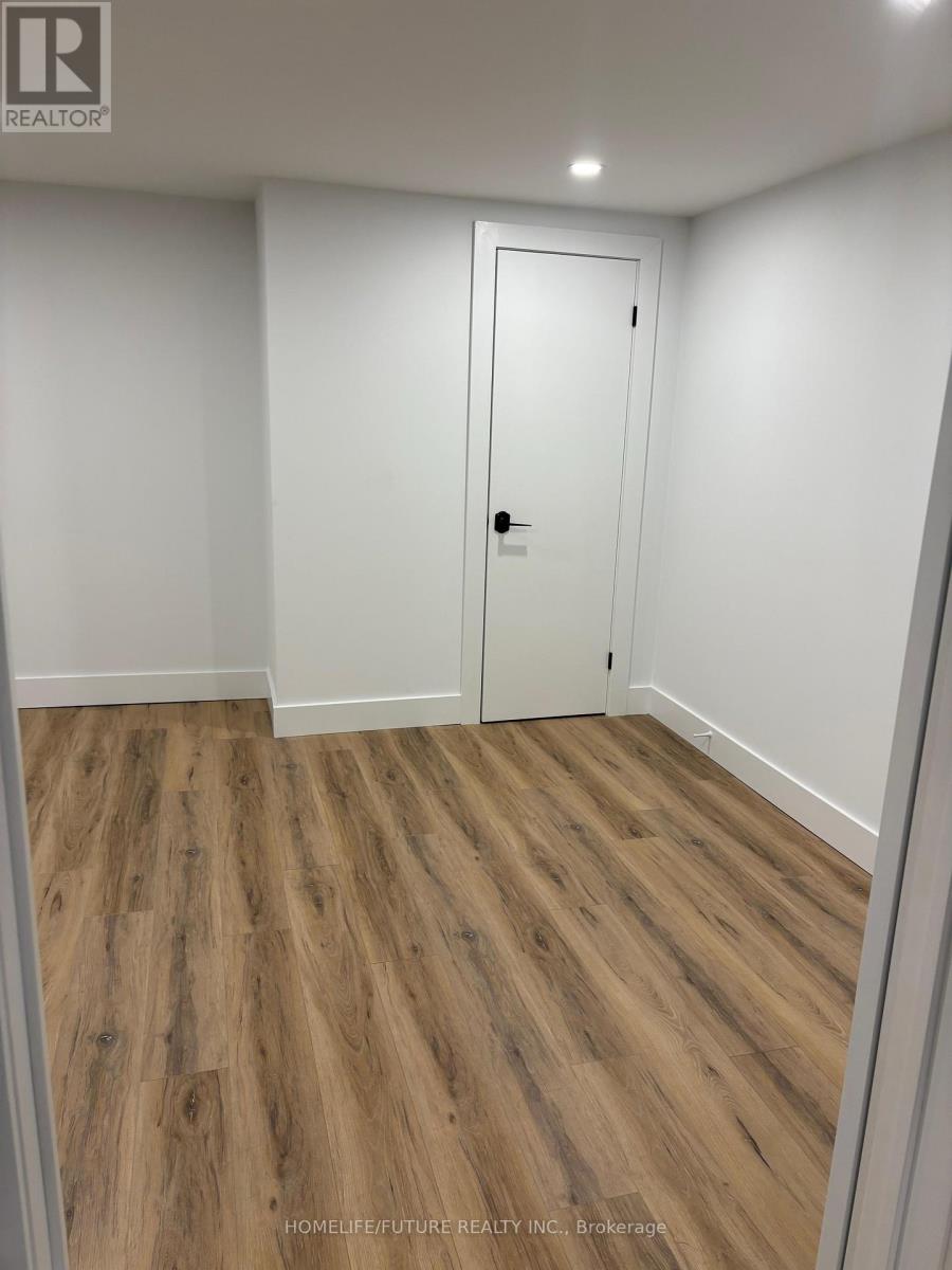 Bsmt - 541 Monteith Avenue, Oshawa, Ontario  L1J 1E2 - Photo 12 - E12365700