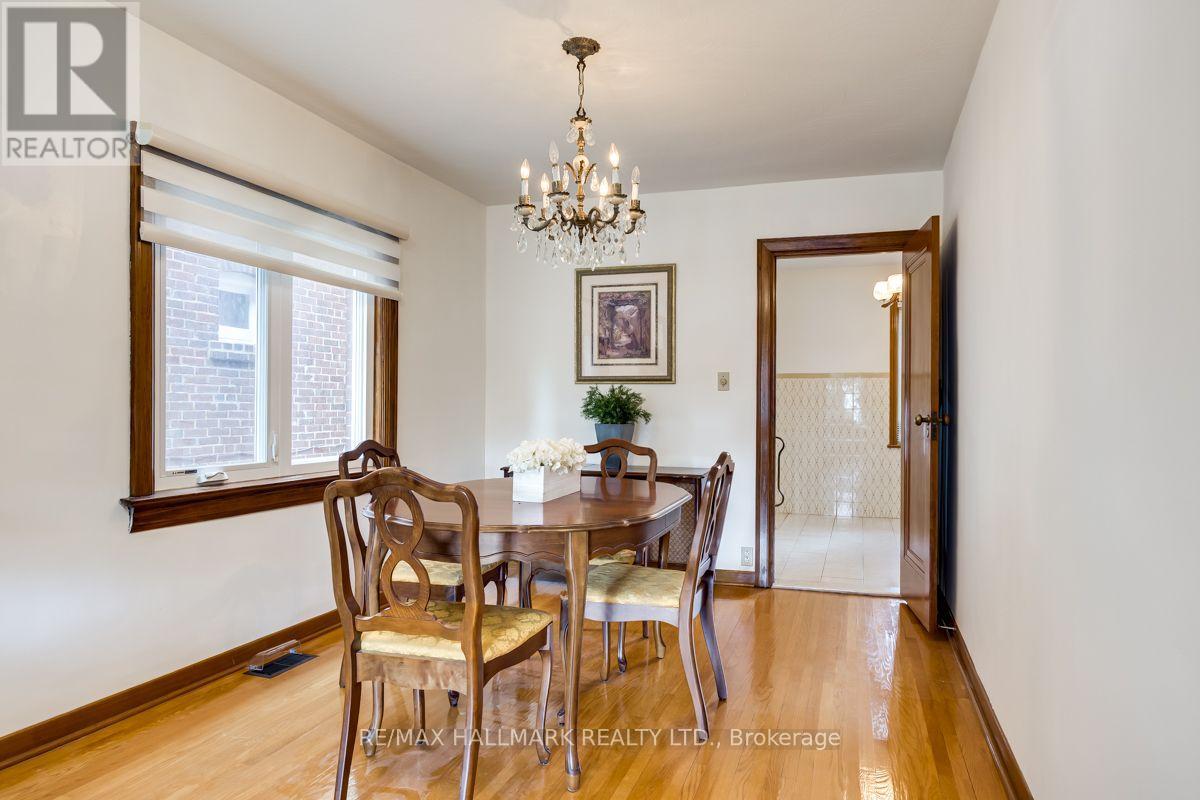 37 Cadorna Avenue, Toronto, Ontario  M4J 3W7 - Photo 5 - E12534692