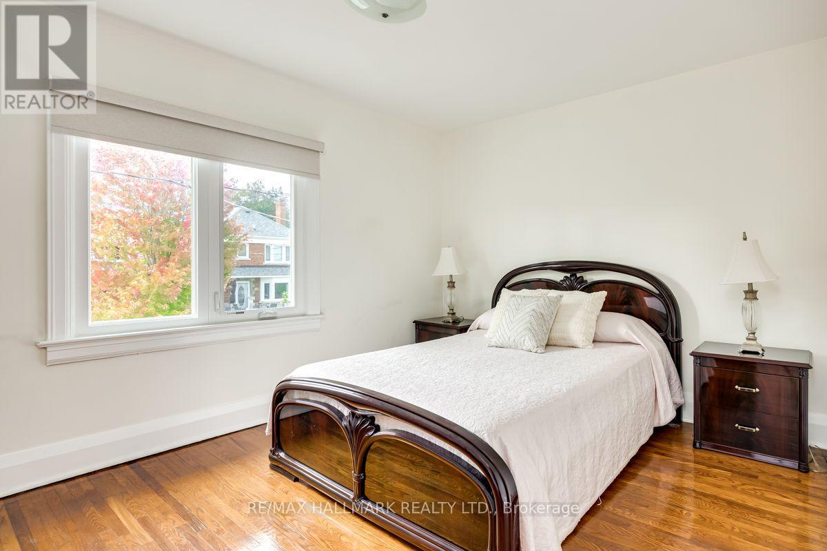 37 Cadorna Avenue, Toronto, Ontario  M4J 3W7 - Photo 8 - E12534692