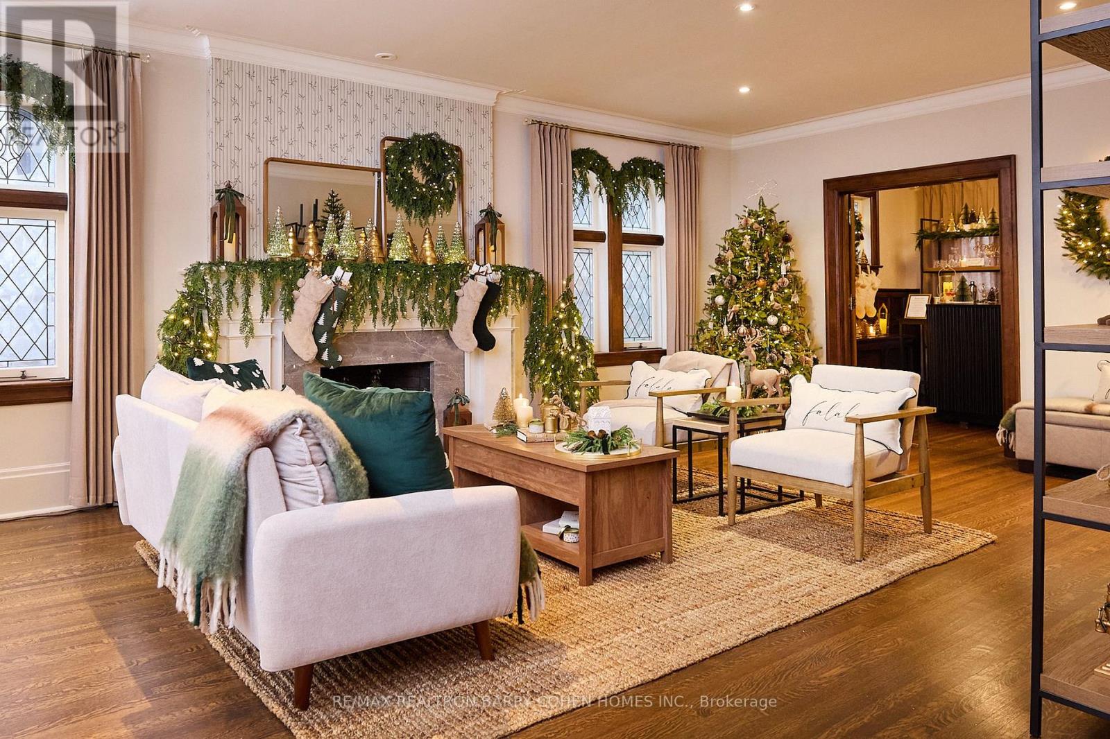 216 Dunvegan Road, Toronto, Ontario  M5P 2P2 - Photo 5 - C12522404