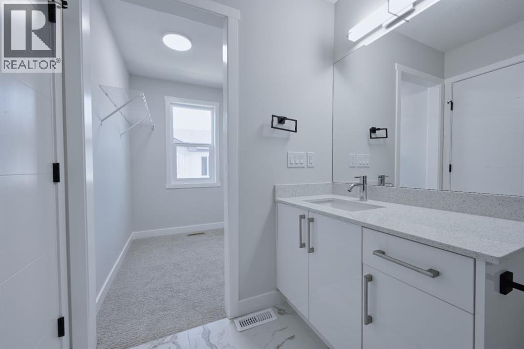 203, 90 Corner Meadows Manor, Calgary, Alberta  T3N 2N8 - Photo 29 - A2255025