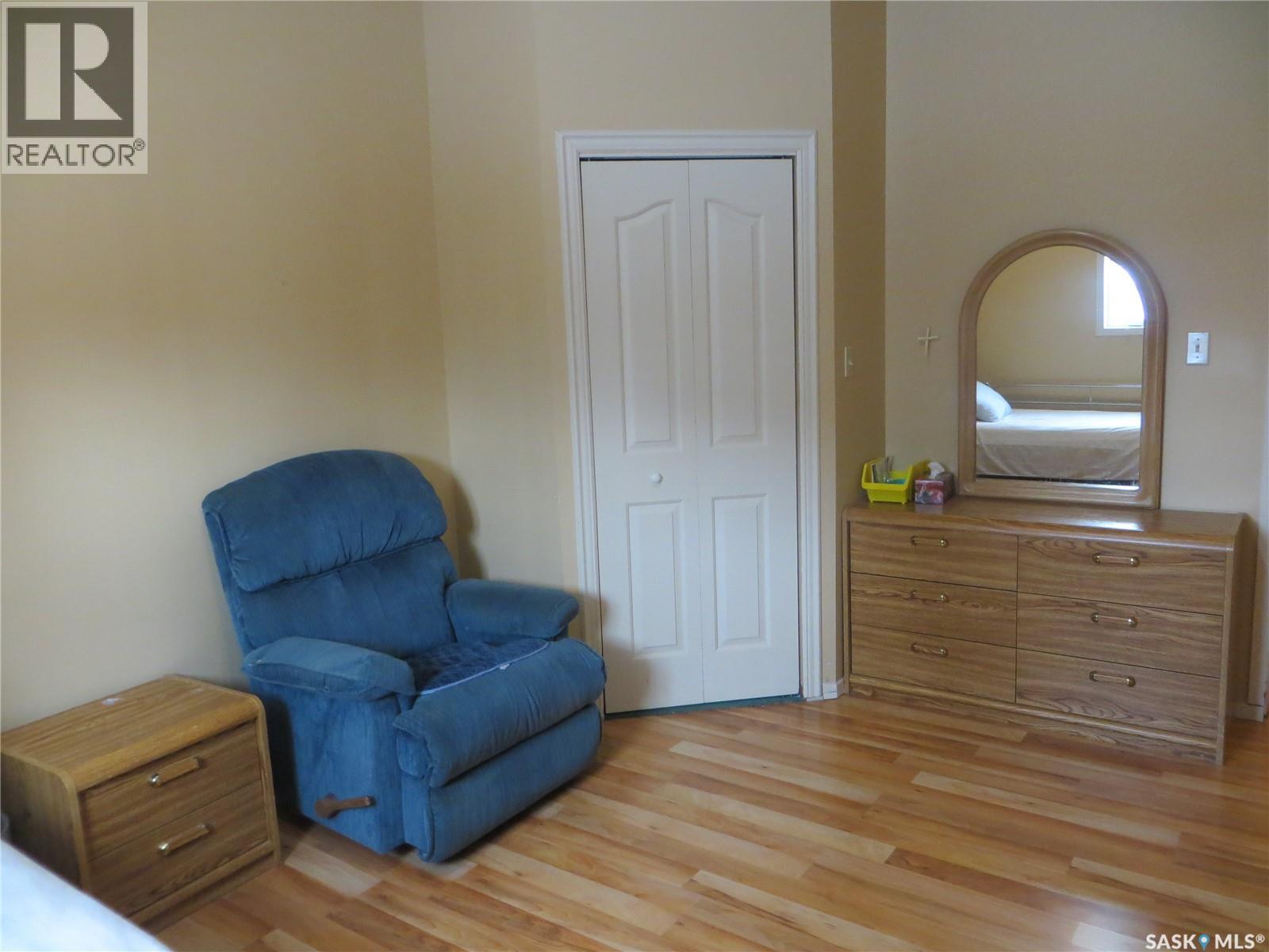 108 8th Street, Pilot Butte, Saskatchewan  S0G 3Z0 - Photo 10 - SK023739