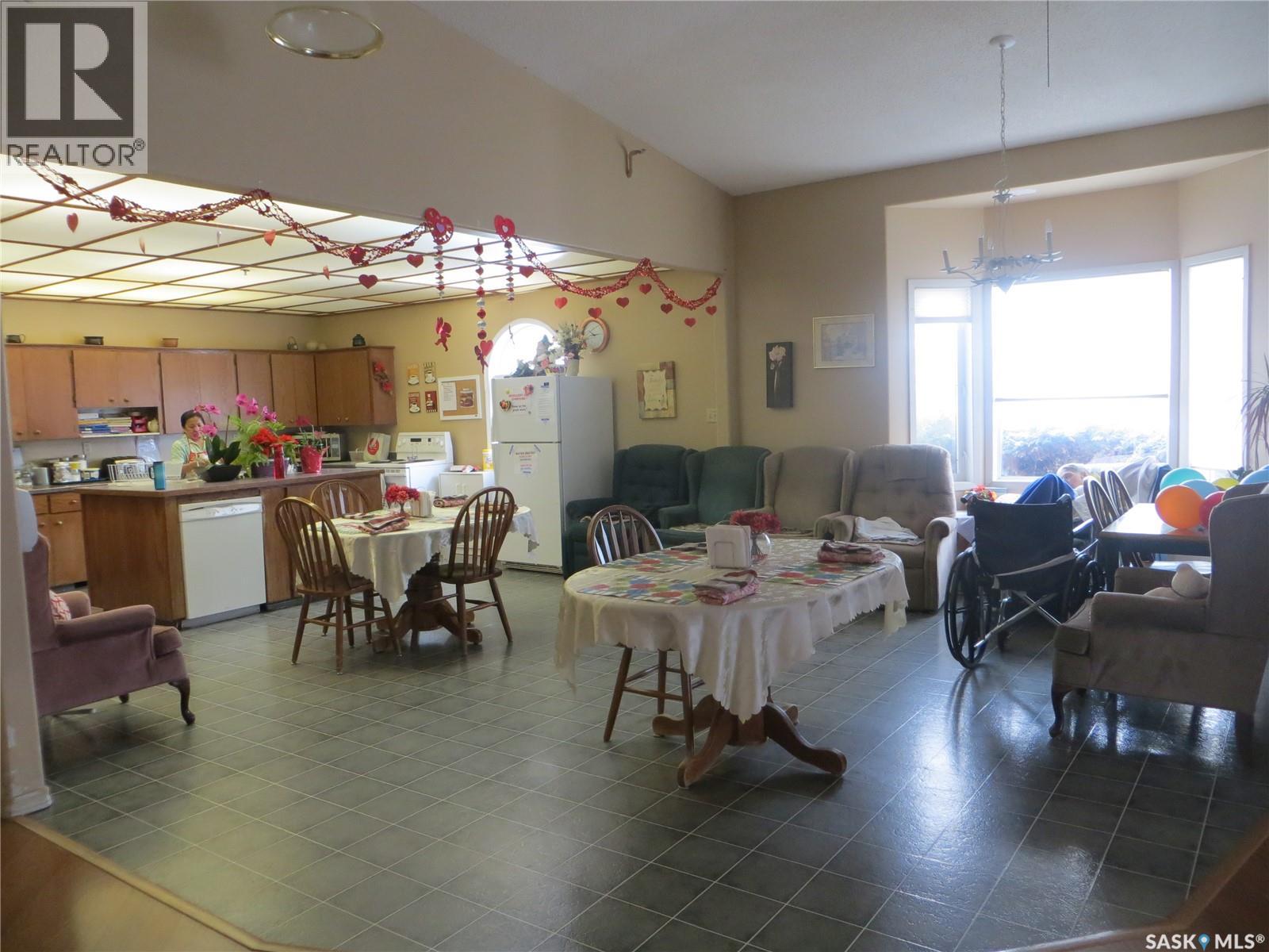 108 8th Street, Pilot Butte, Saskatchewan  S0G 3Z0 - Photo 28 - SK023739