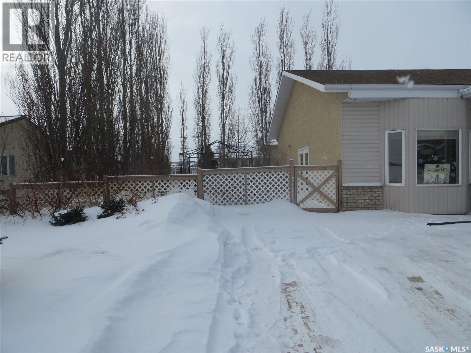 108 8th Street, Pilot Butte, Saskatchewan  S0G 3Z0 - Photo 3 - SK023739