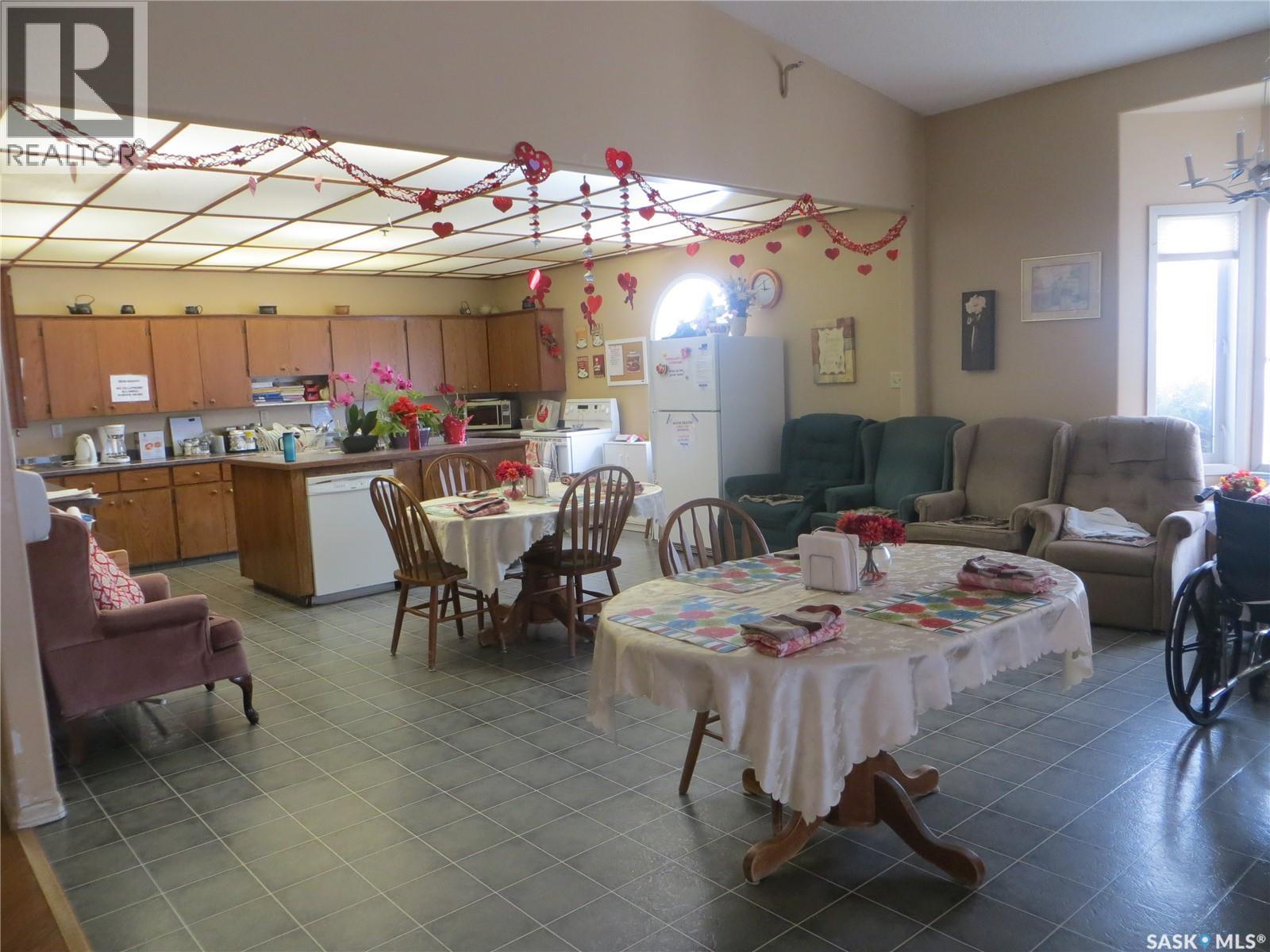 108 8th Street, Pilot Butte, Saskatchewan  S0G 3Z0 - Photo 7 - SK023739