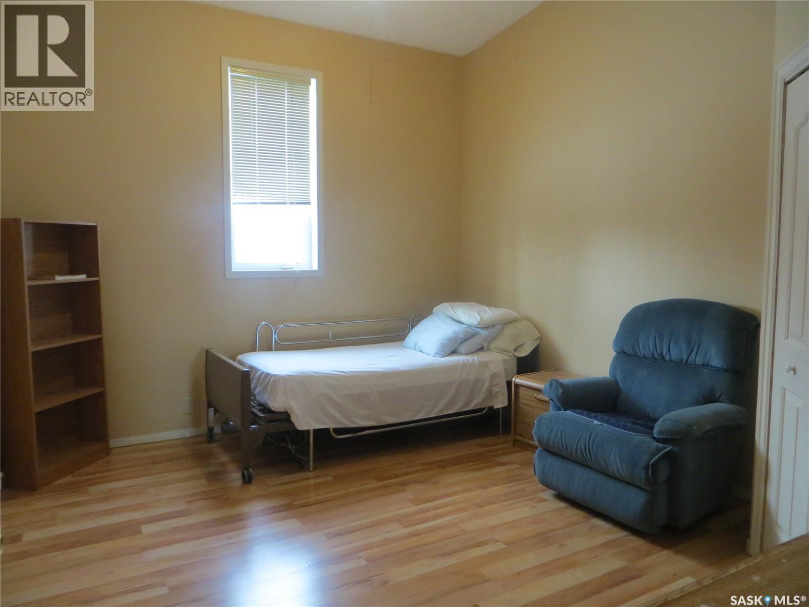 108 8th Street, Pilot Butte, Saskatchewan  S0G 3Z0 - Photo 9 - SK023739