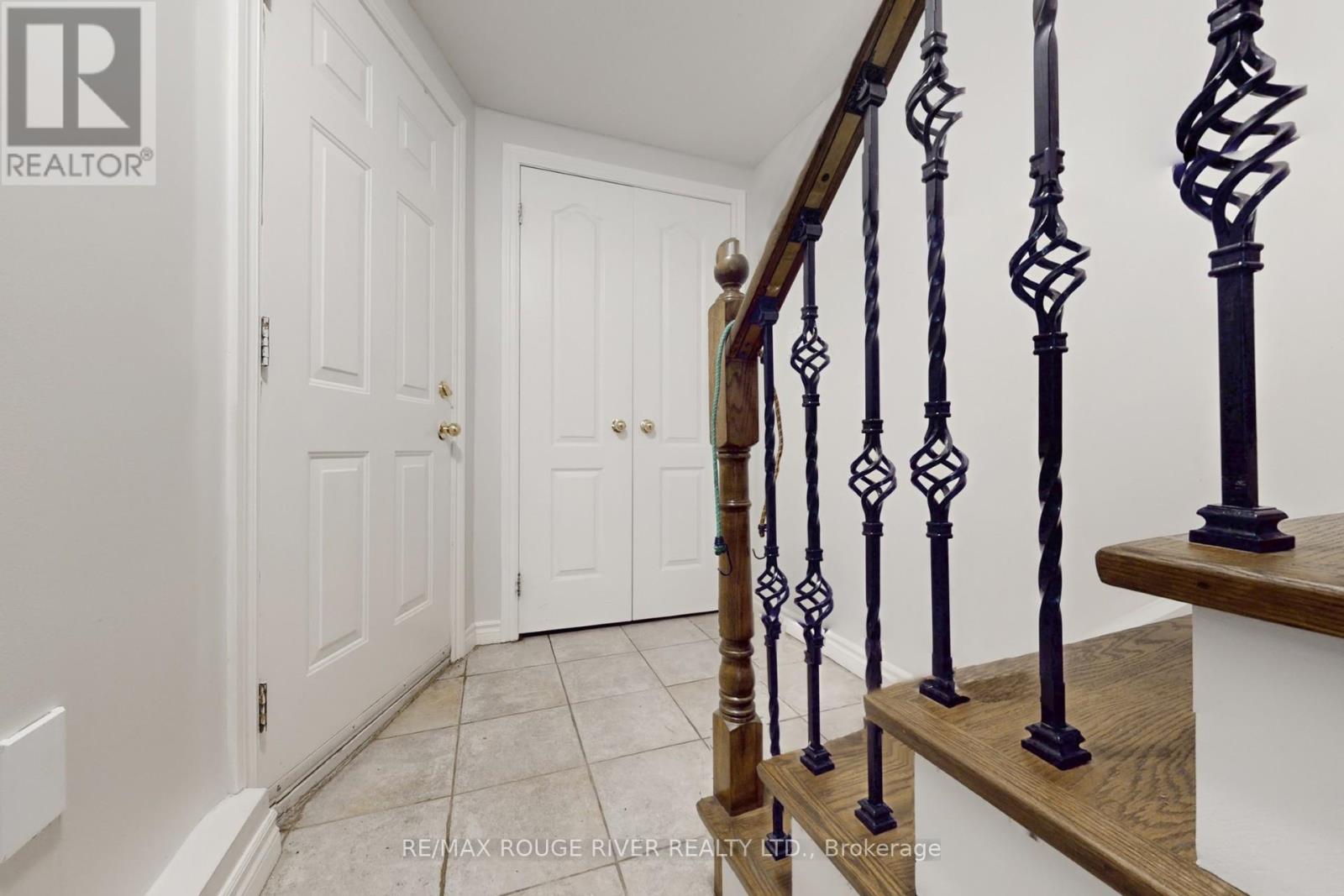 20 Rodeo Court, Toronto, Ontario  M2M 4M3 - Photo 29 - C12535256