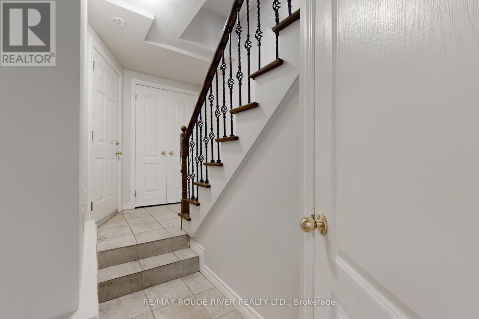 20 Rodeo Court, Toronto, Ontario  M2M 4M3 - Photo 30 - C12535256