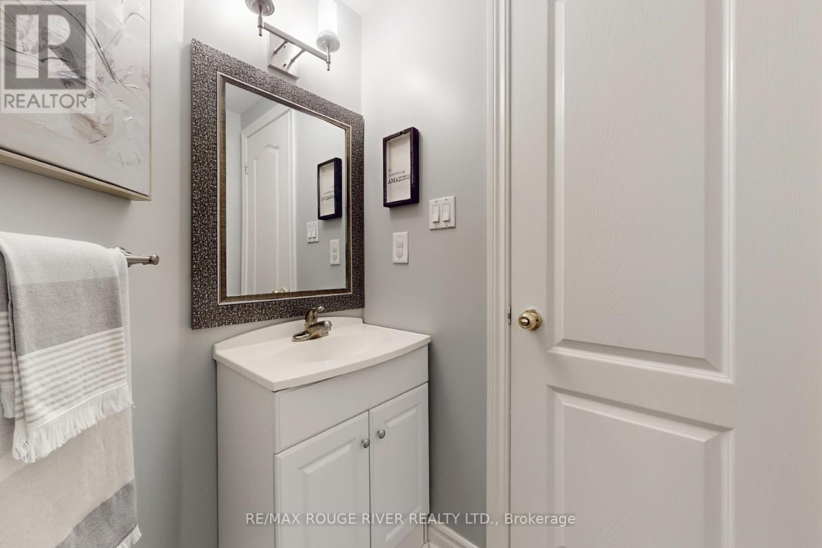 20 Rodeo Court, Toronto, Ontario  M2M 4M3 - Photo 36 - C12535256