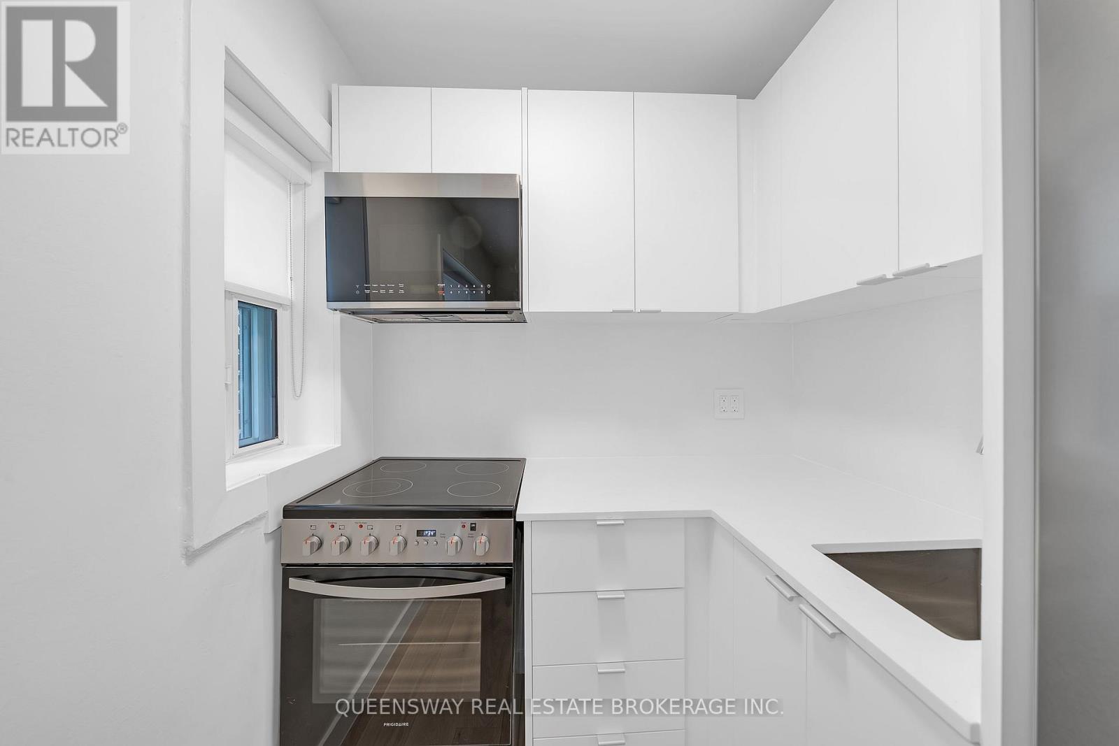 208 - 26 Balmoral Avenue, Toronto, Ontario  M4V 1J4 - Photo 4 - C12535260