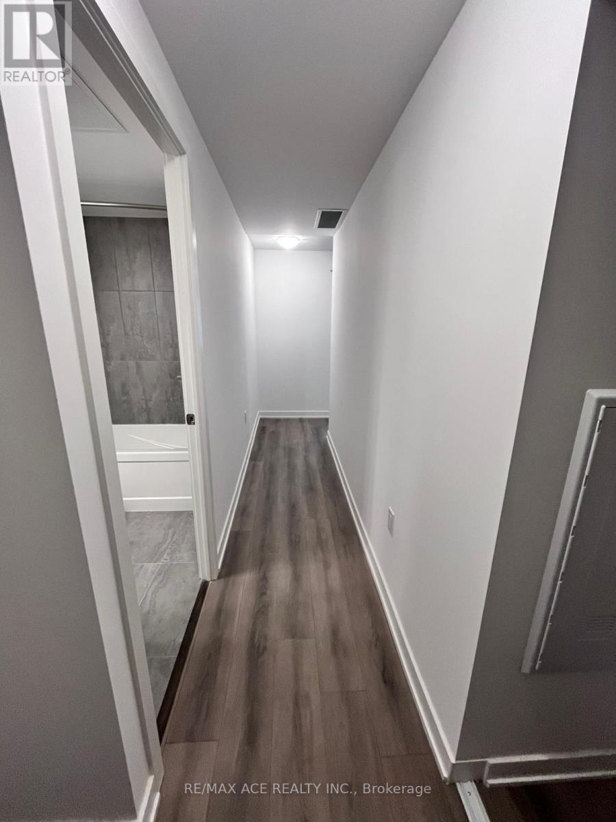 218 - 7439 Kingston Road, Toronto, Ontario  M1B 5S3 - Photo 2 - E12535242