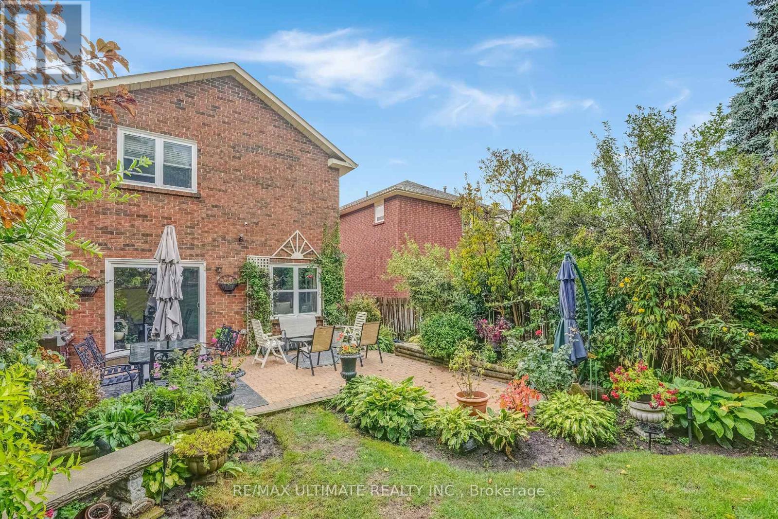 74 Robinson Crescent, Whitby, Ontario  L1N 6W5 - Photo 45 - E12534188