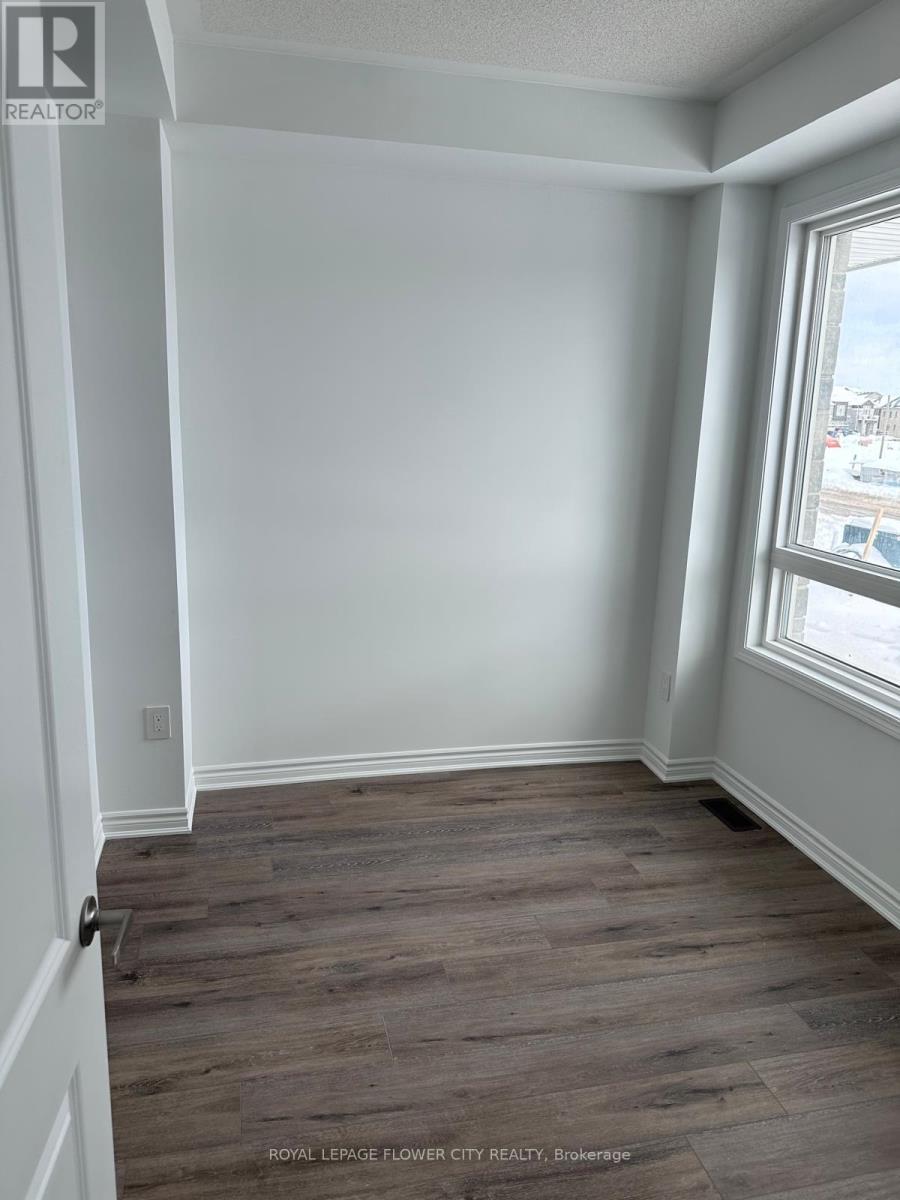 154 Rockface Trail, Caledon, Ontario  L7C 4P1 - Photo 10 - W12481583