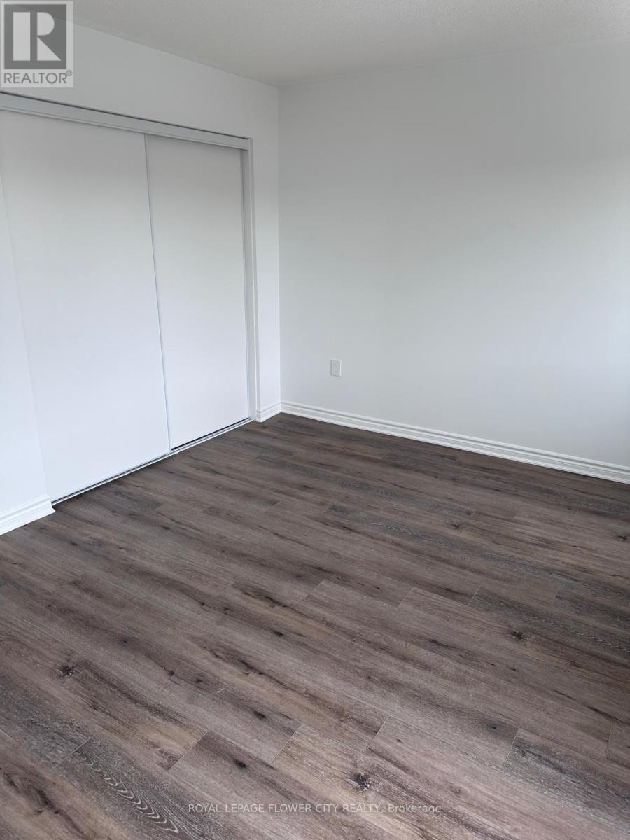 154 Rockface Trail, Caledon, Ontario  L7C 4P1 - Photo 18 - W12481583