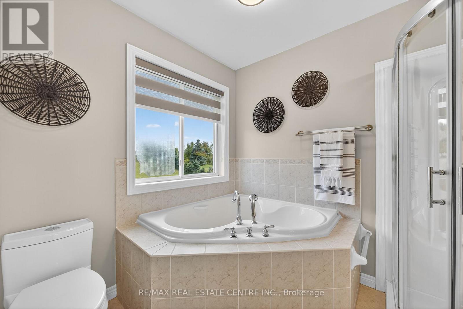 37 Woodland Drive, East Garafraxa, Ontario  L9W 6B7 - Photo 29 - X12451273