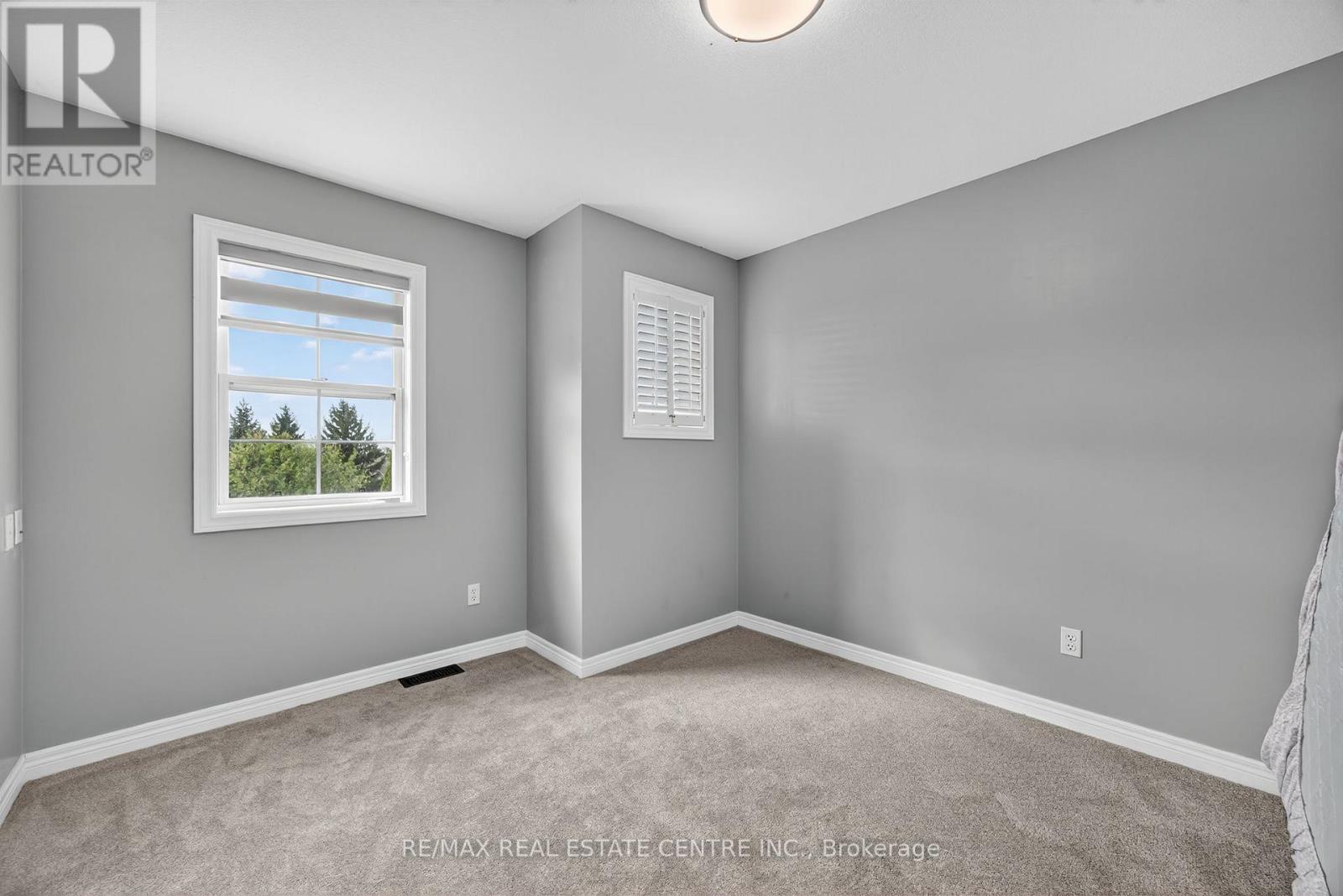 37 Woodland Drive, East Garafraxa, Ontario  L9W 6B7 - Photo 34 - X12451273