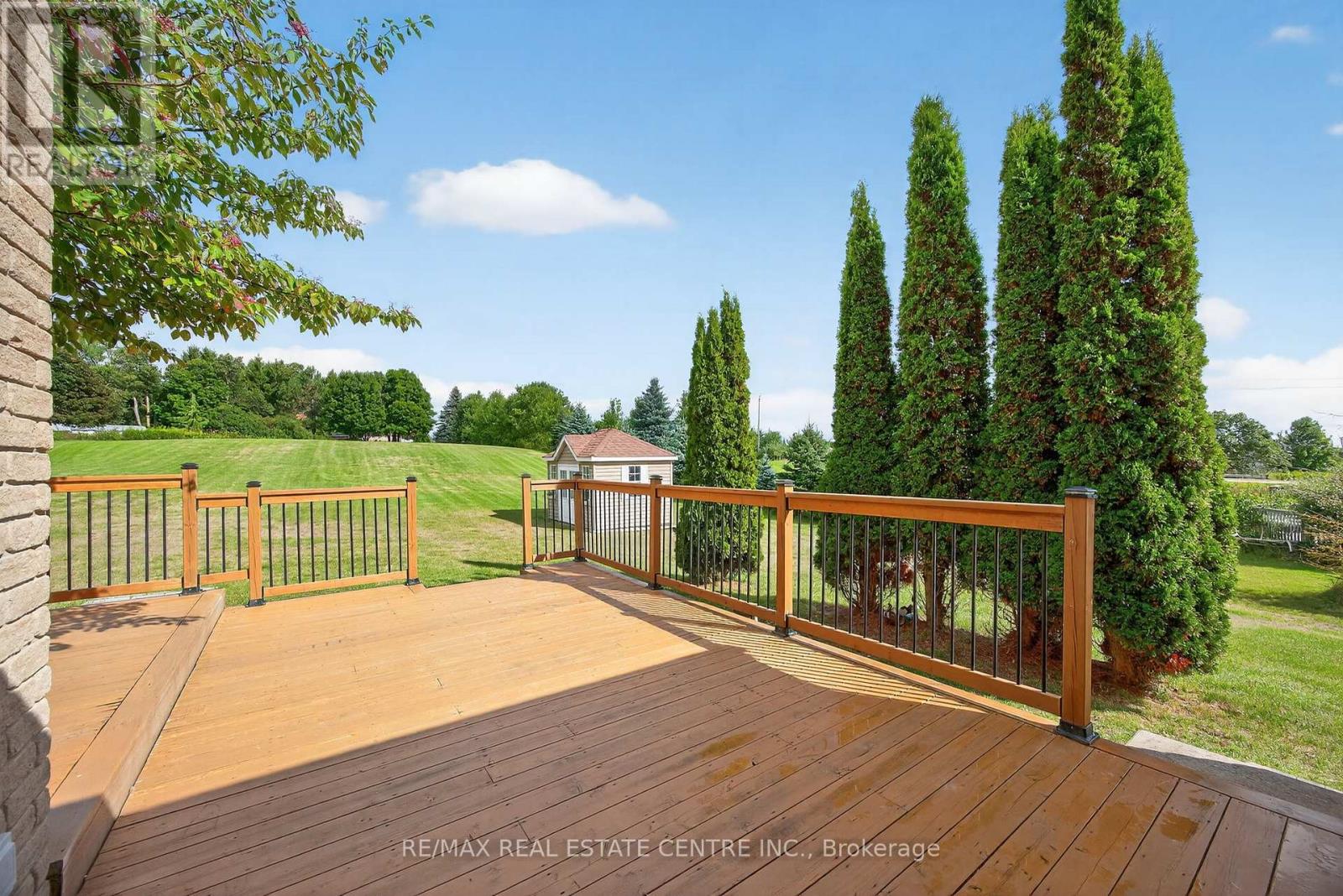 37 Woodland Drive, East Garafraxa, Ontario  L9W 6B7 - Photo 42 - X12451273