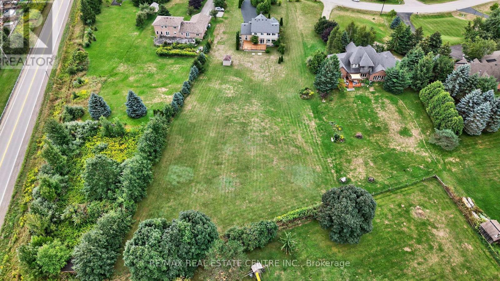 37 Woodland Drive, East Garafraxa, Ontario  L9W 6B7 - Photo 2 - X12451273