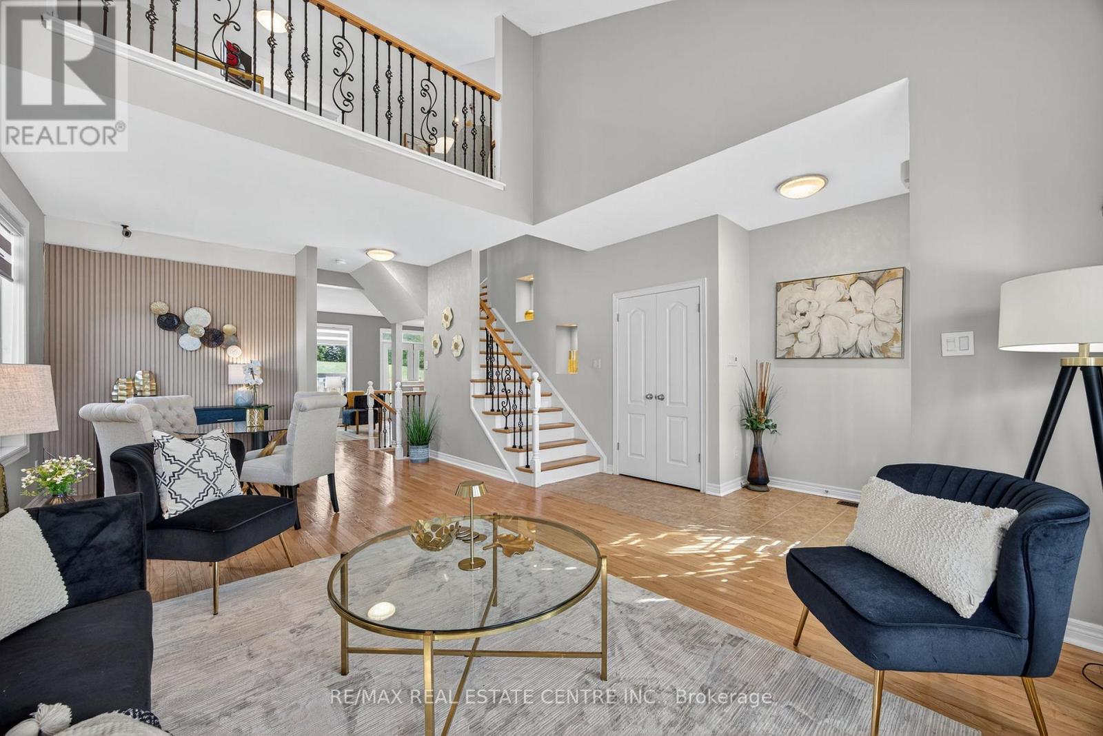 37 Woodland Drive, East Garafraxa, Ontario  L9W 6B7 - Photo 7 - X12451273