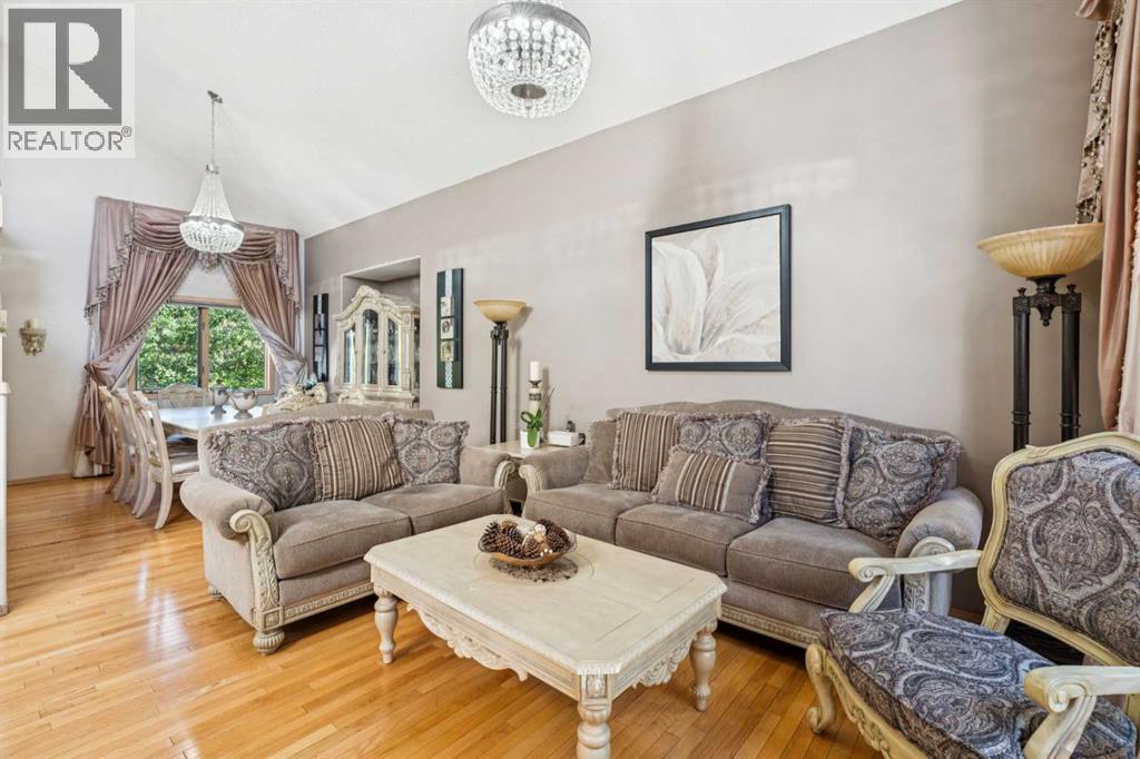 26 Mt Robson Close Se, Calgary, Alberta  T2Z 2B8 - Photo 4 - A2262995