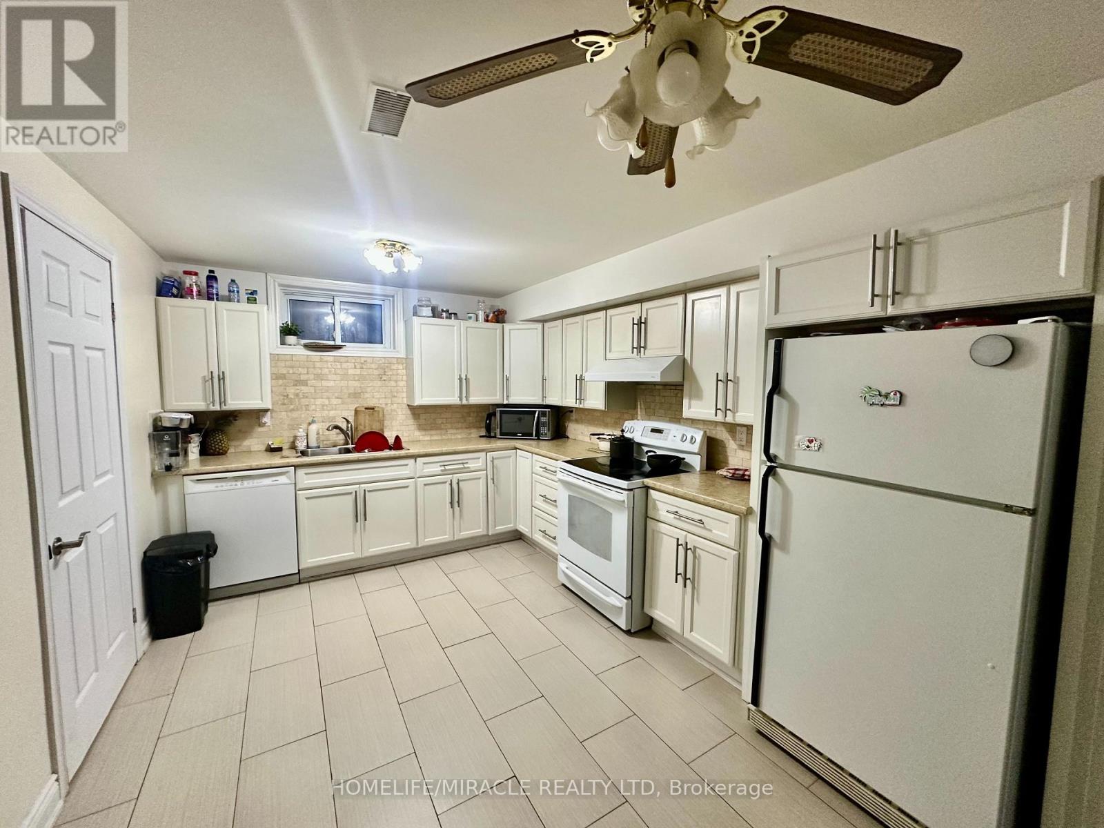 BSMT - 2461 PRESIDENT BOULEVARD, Mississauga, Ontario