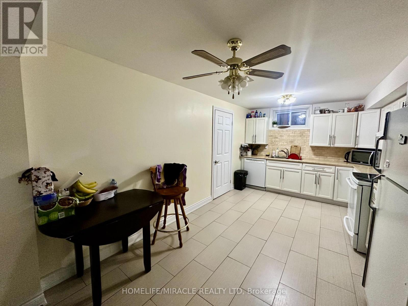 Bsmt - 2461 President Boulevard, Mississauga, Ontario  L5B 3E7 - Photo 4 - W12535266