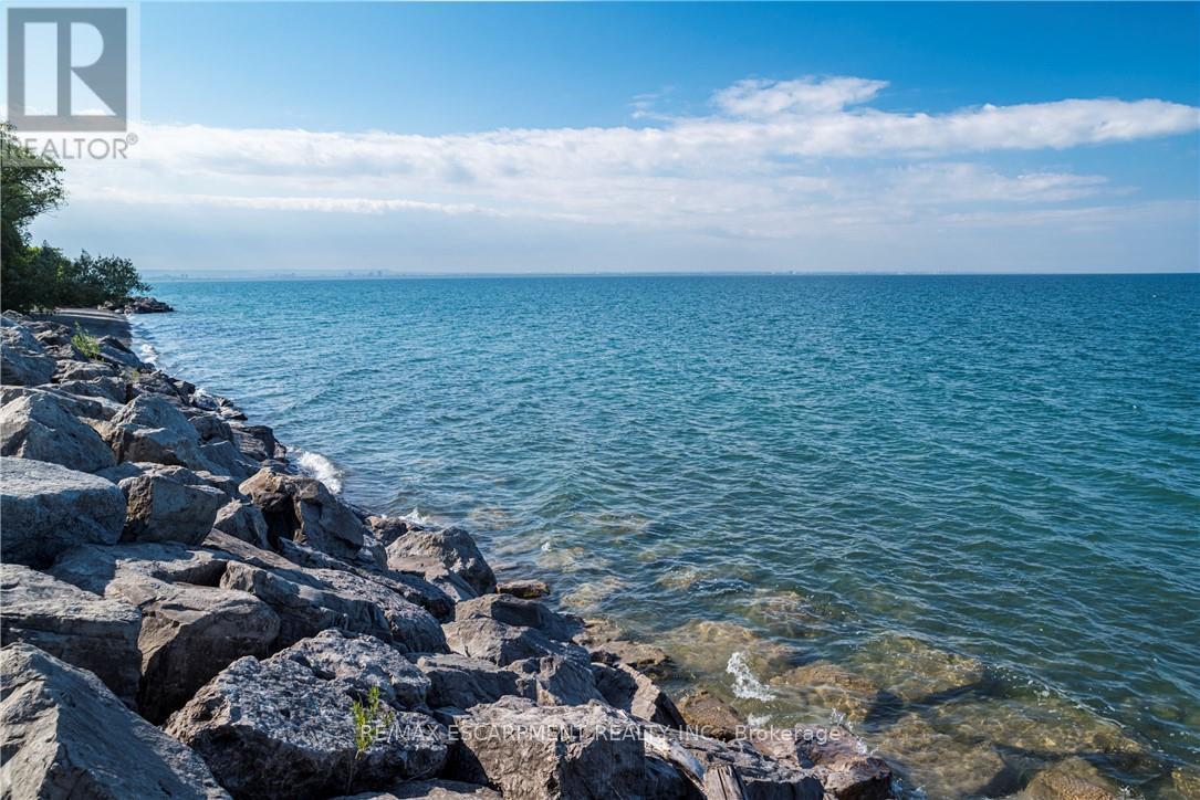 226 - 125 Shoreview Place, Hamilton, Ontario  L8E 0K3 - Photo 17 - X12535258