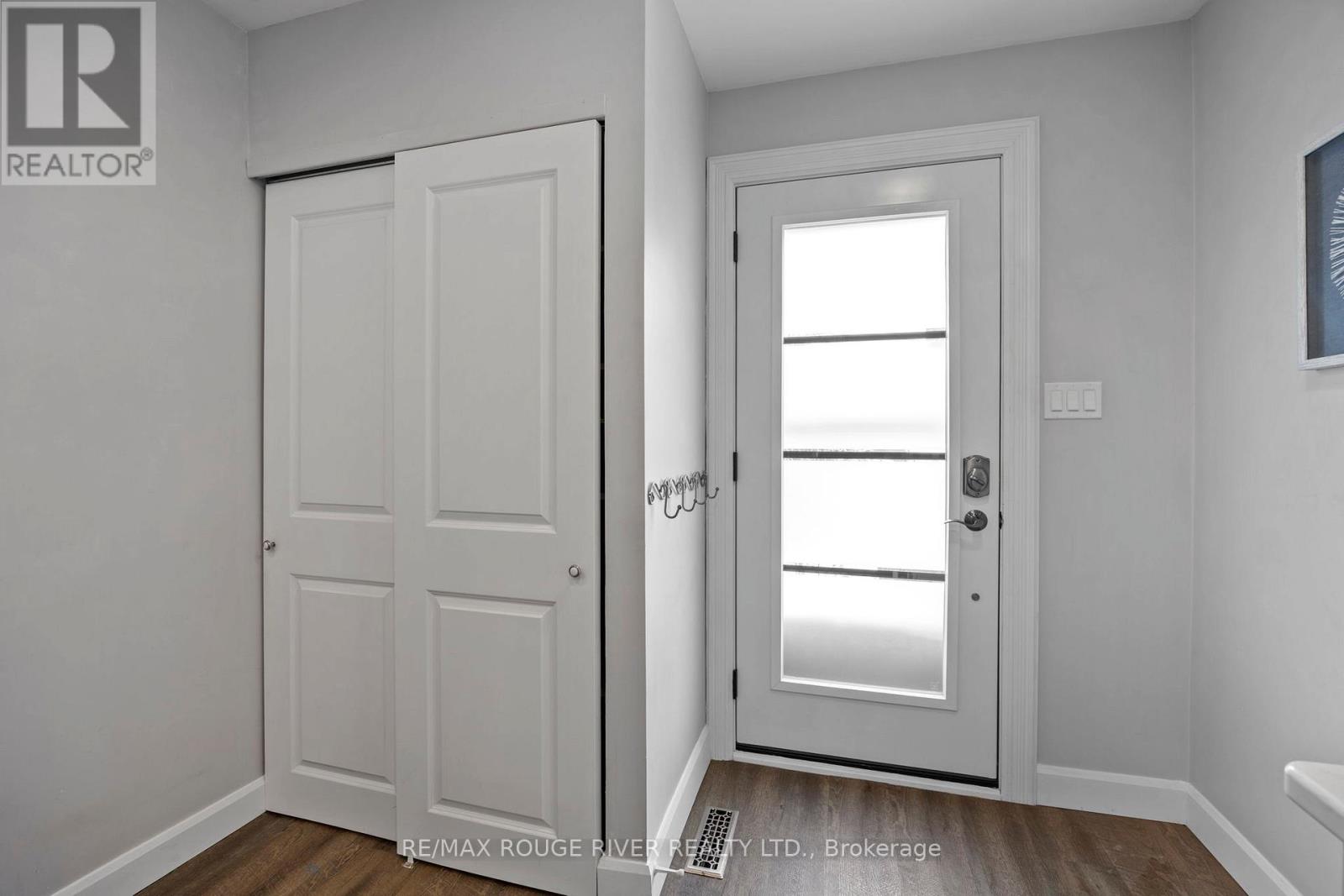 819 Sanok Drive, Pickering, Ontario  L1W 2R1 - Photo 15 - E12535234