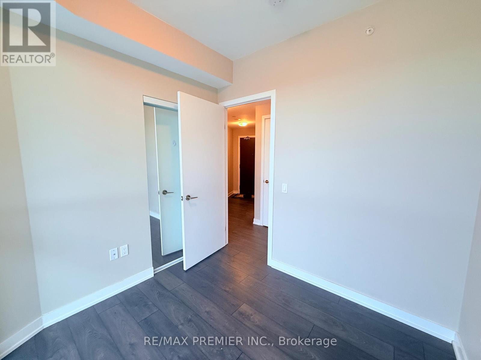 2204 - 38 Iannuzzi Street, Toronto, Ontario  M5V 0S2 - Photo 23 - C12475113