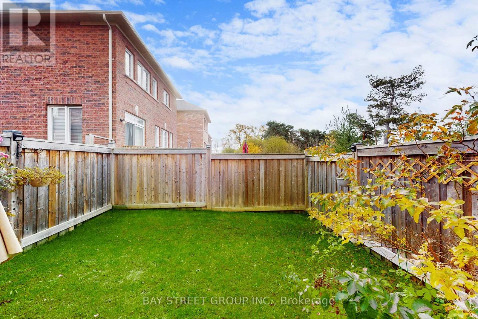 7 Paper Mills Crescent, Richmond Hill, Ontario  L4E 0V5 - Photo 39 - N12526532