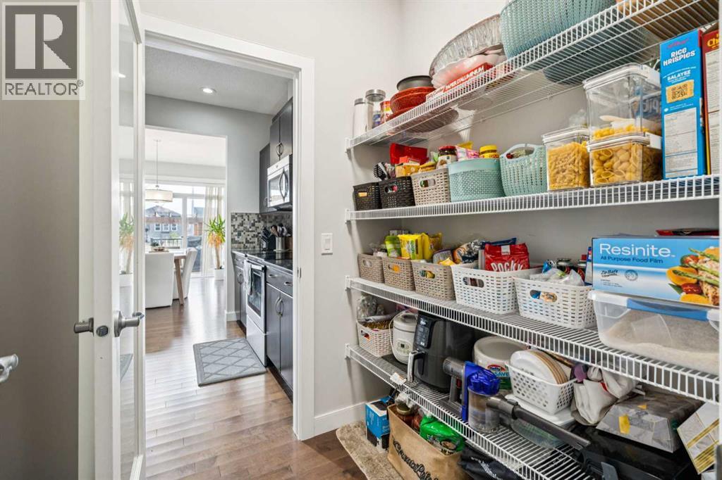 159 Evanswood Circle Nw, Calgary, Alberta  T3P 0K2 - Photo 16 - A2268125