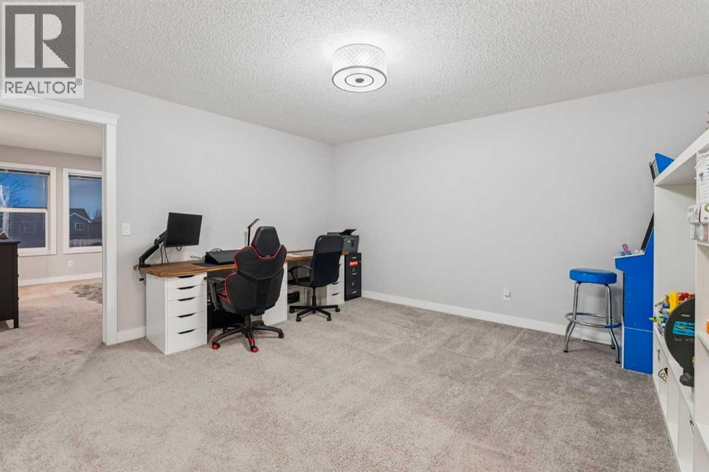 159 Evanswood Circle Nw, Calgary, Alberta  T3P 0K2 - Photo 18 - A2268125