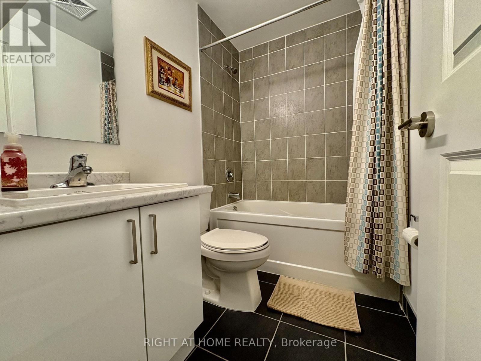 211 - 1085 Douglas Mccurdy Common, Mississauga, Ontario  L5G 0C6 - Photo 14 - W12535292