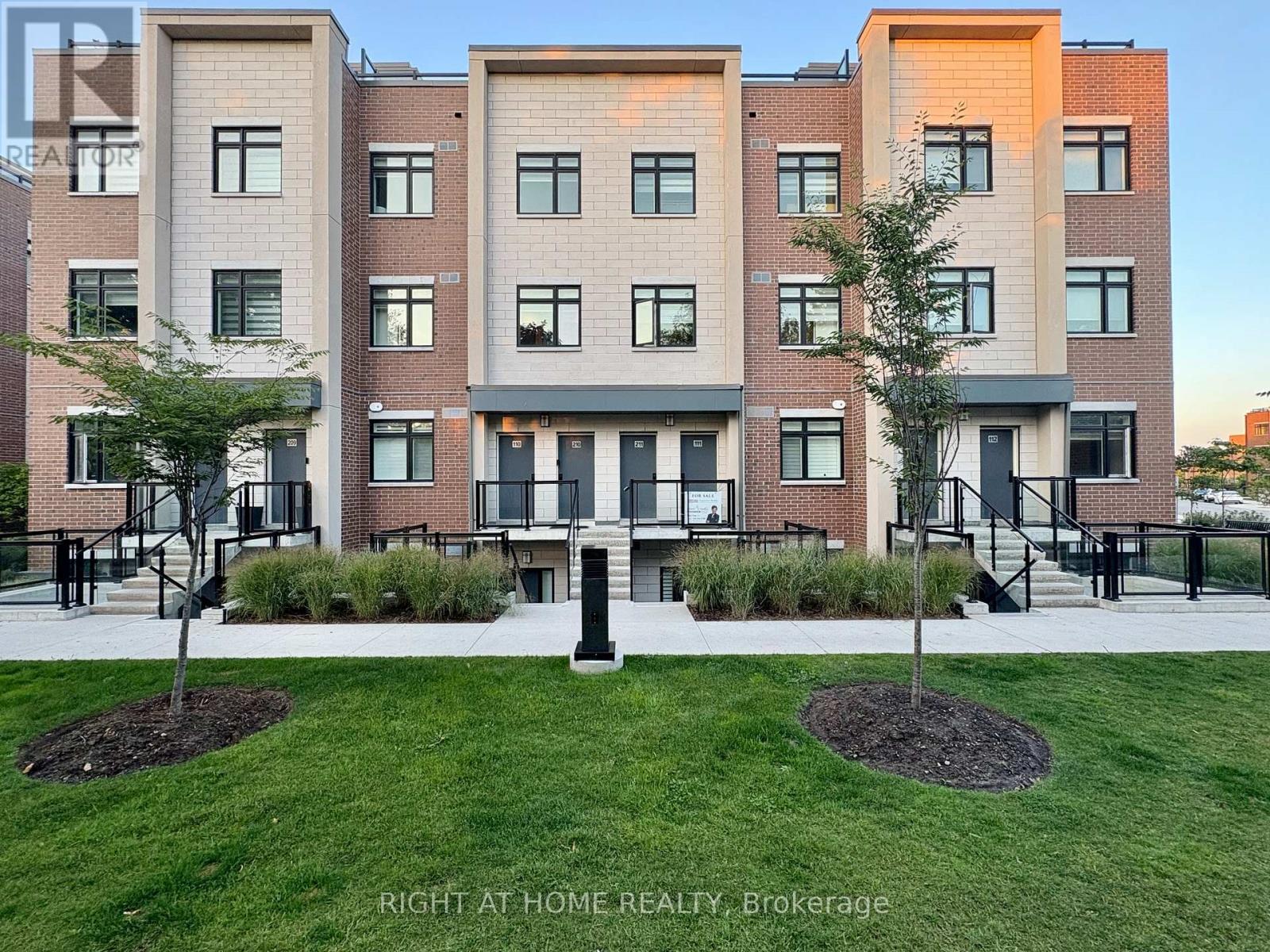 211 - 1085 Douglas Mccurdy Common, Mississauga, Ontario  L5G 0C6 - Photo 17 - W12535292