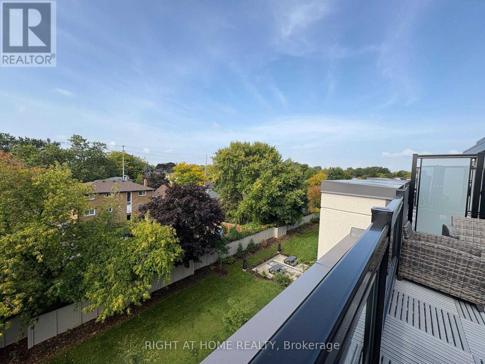 211 - 1085 Douglas Mccurdy Common, Mississauga, Ontario  L5G 0C6 - Photo 5 - W12535292