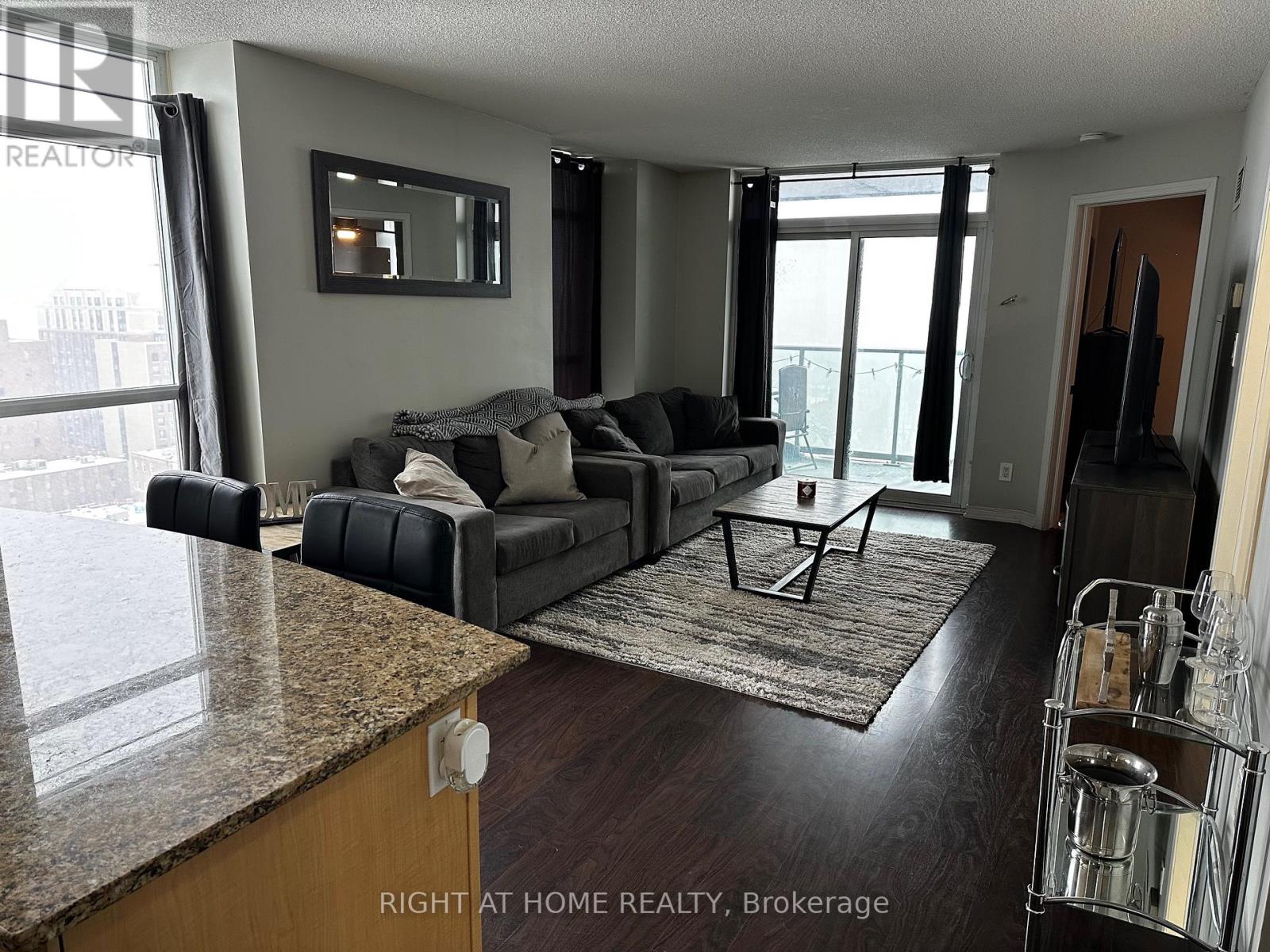 9 George Street N, Brampton, Ontario  L6X 0T6 - Photo 9 - W12535302