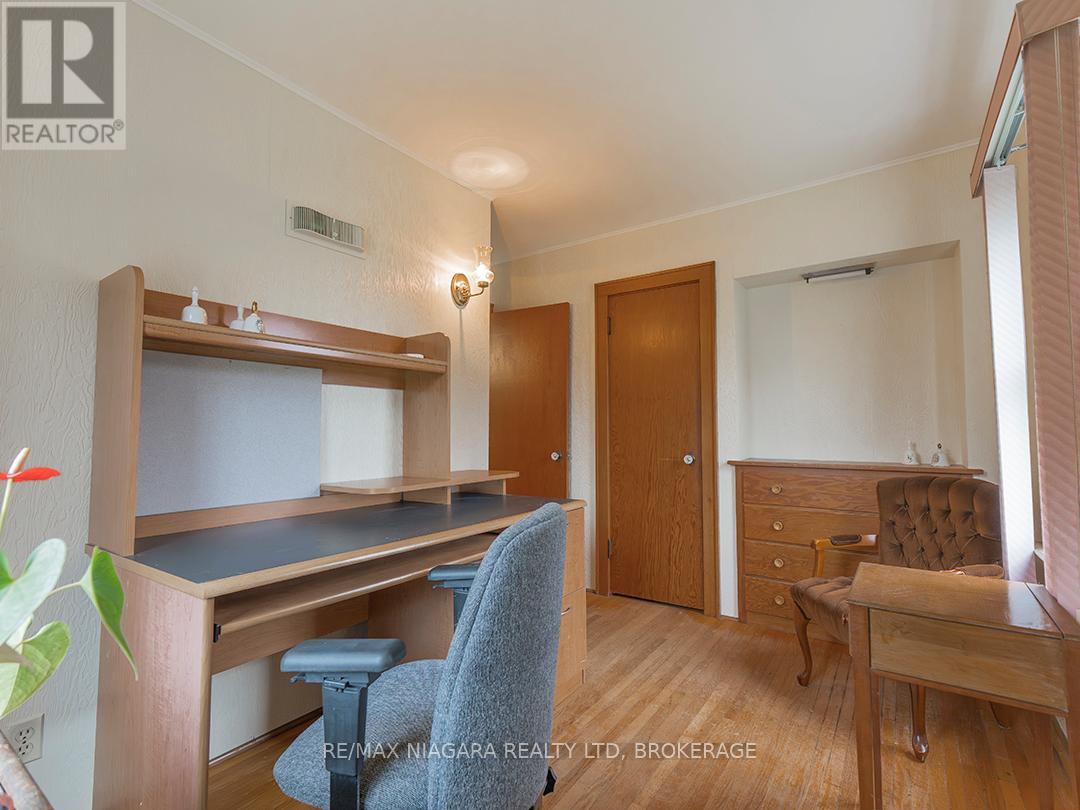 3393 Hwy 3 Road E, Port Colborne, Ontario  L3K 5V3 - Photo 12 - X12535336